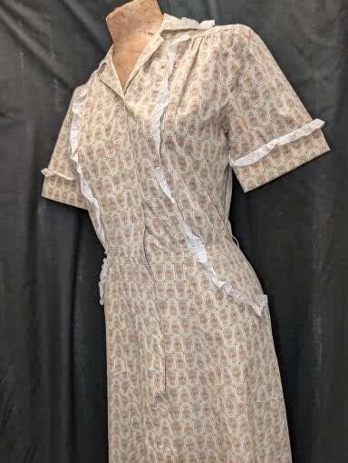Vtg. 50s Pale Tan White Orange Cotton Button Front Day Dress S/M