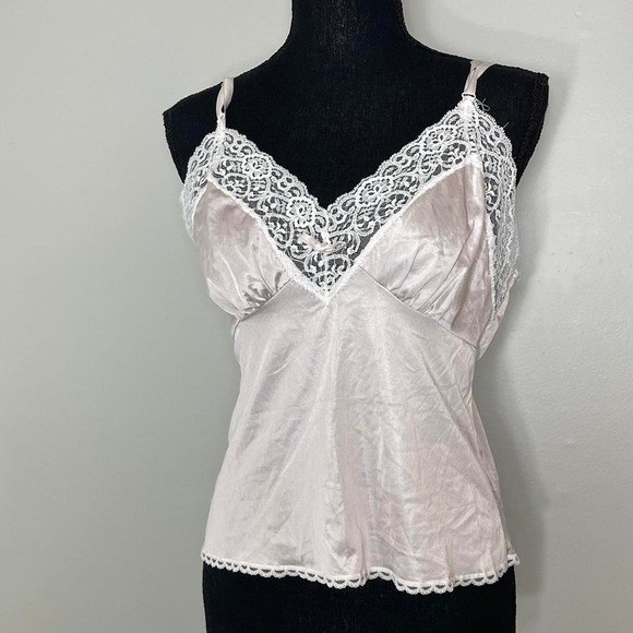 lilac/pinkish purple lace cami top vintage made in usa