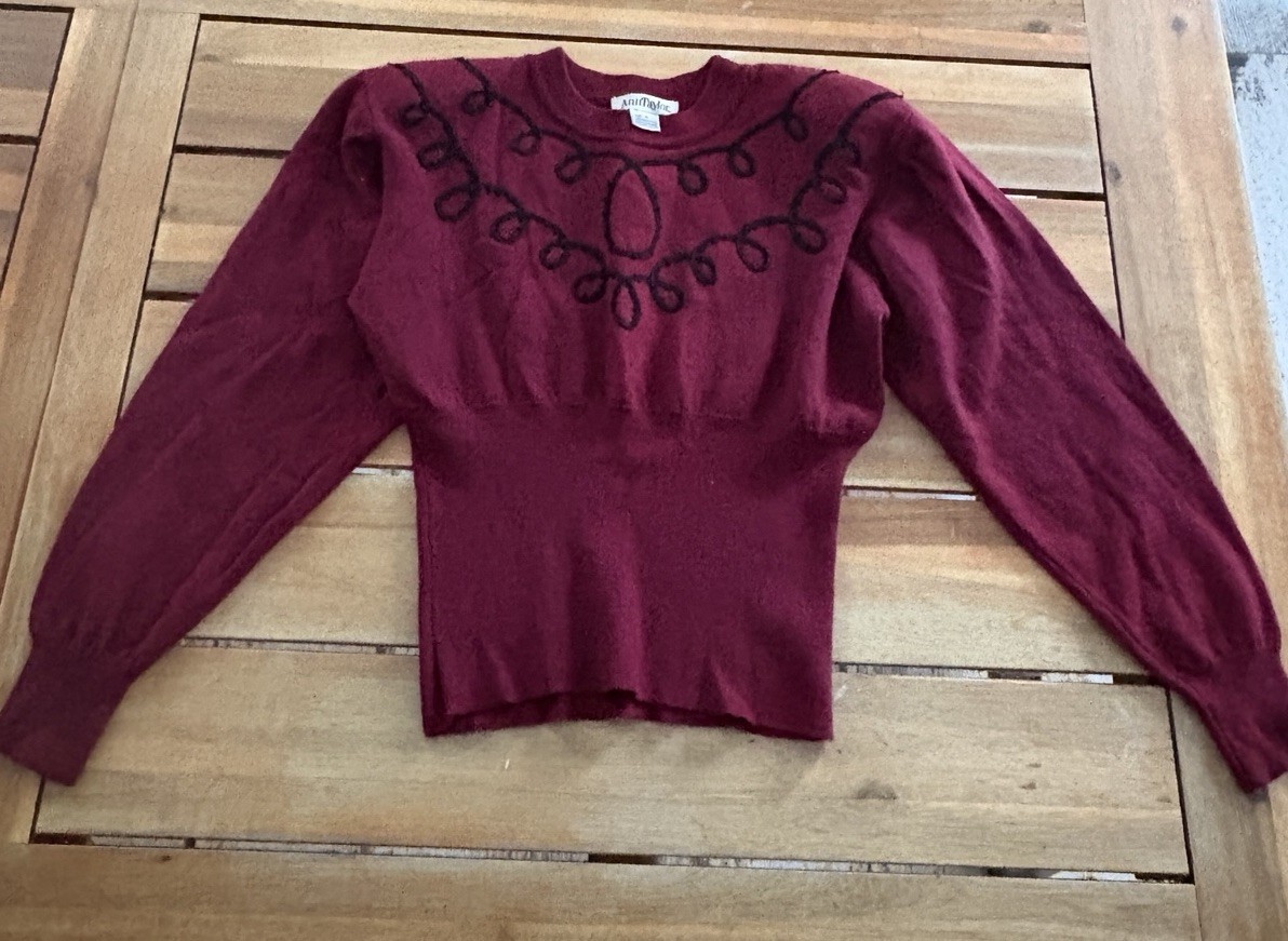 Vintage Ann Taylor 100% Merino Wool Sweater Maroon Red Women’s Sz M Shoulder Pad
