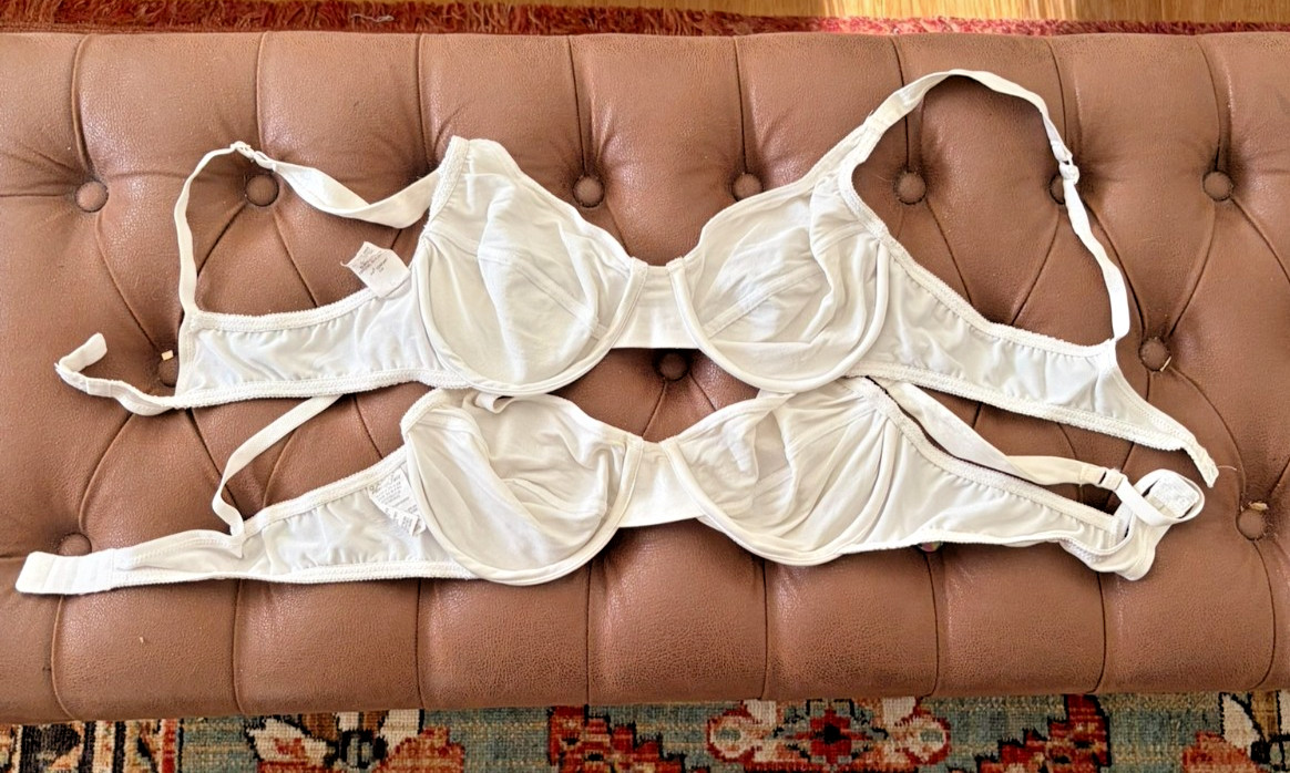 Lot of 2 Vintage 2000s Vanity Fair White Satin Bras, Both Size 38B