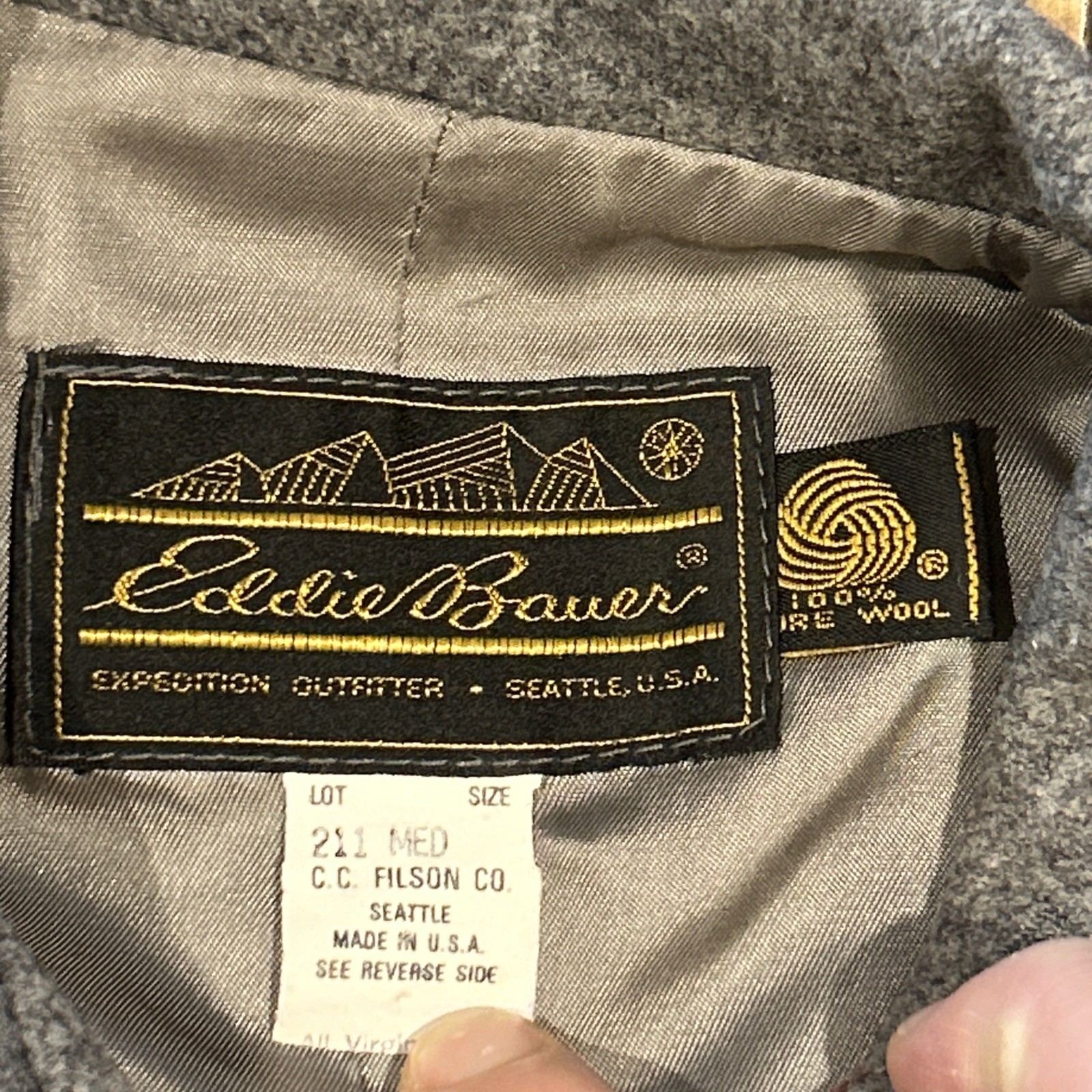 Vintage C.C. Filson Co Eddie Bauer Women’s Cape Size M 100% Virgin Wool Gray USA