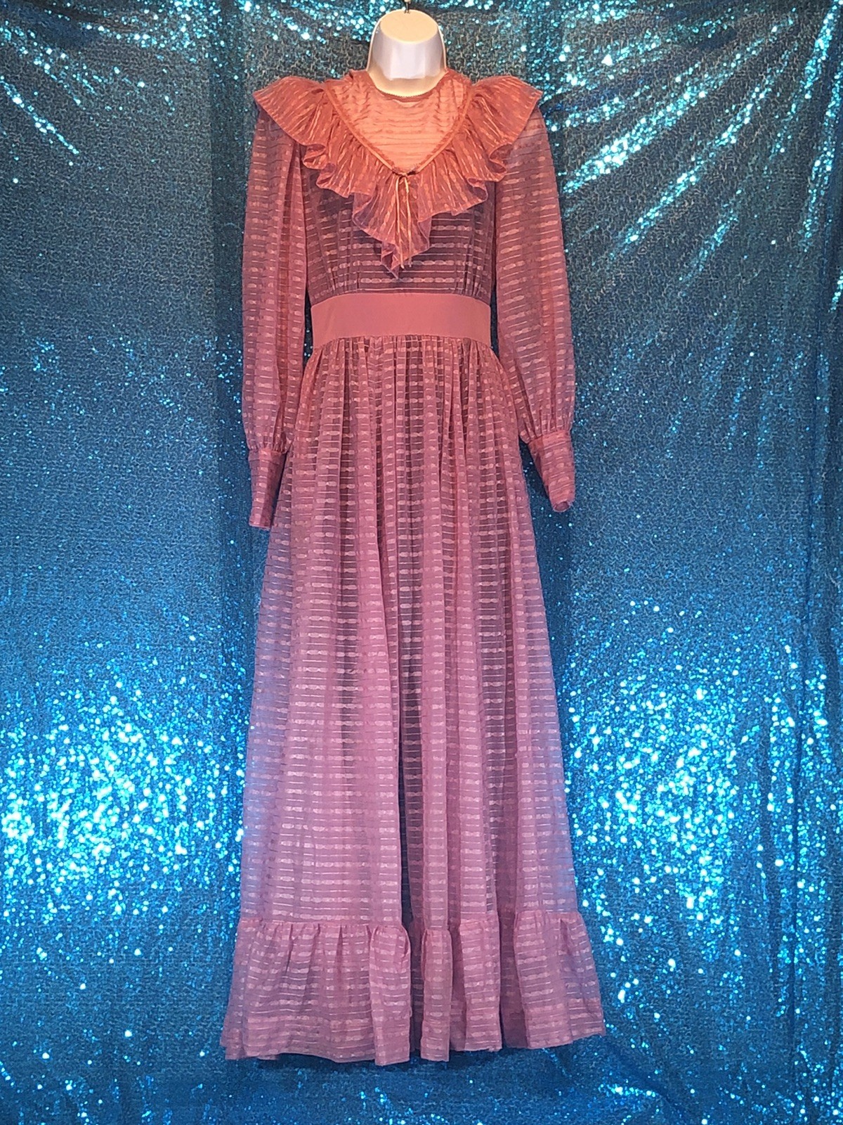 VTG 70s Cottagecore Edwardian Lavender Boho Victorian Neckline Maxi Dress~S