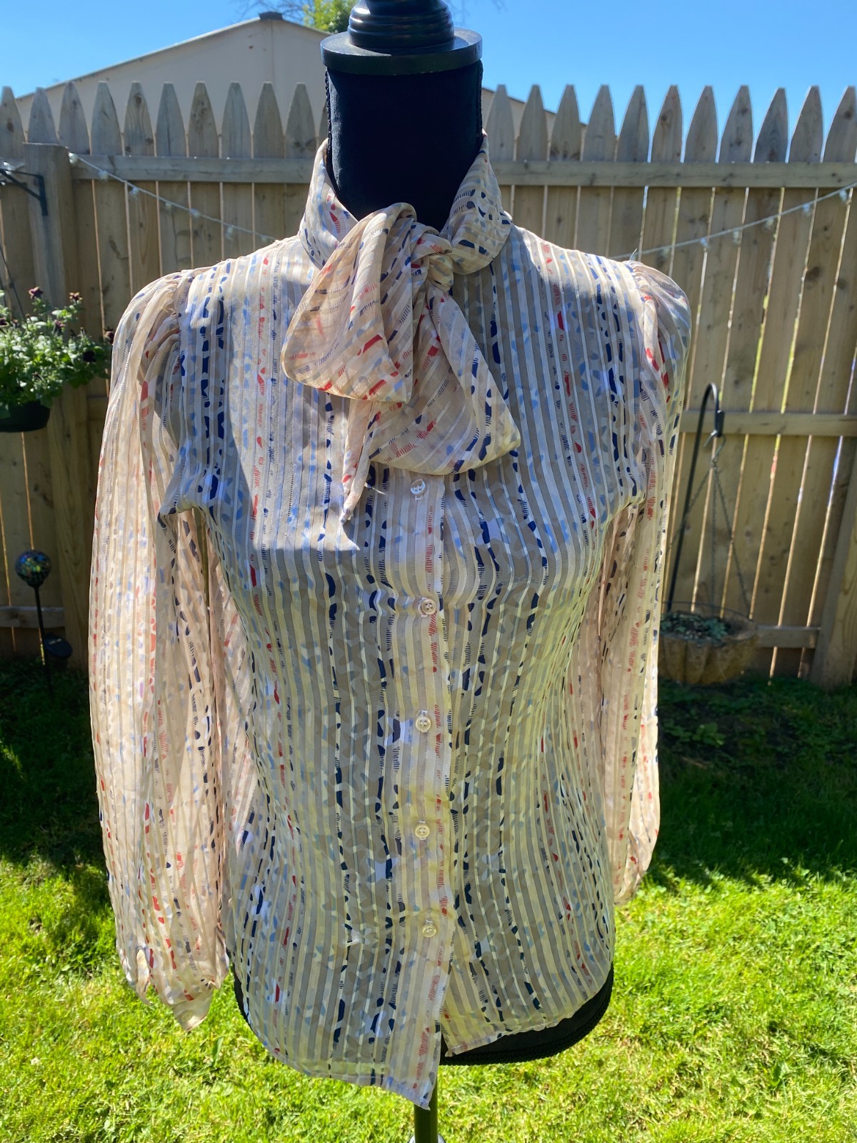 Vintage Notches Brand Long Sleeve Button Front Tie Collar Sheer Blouse M-L