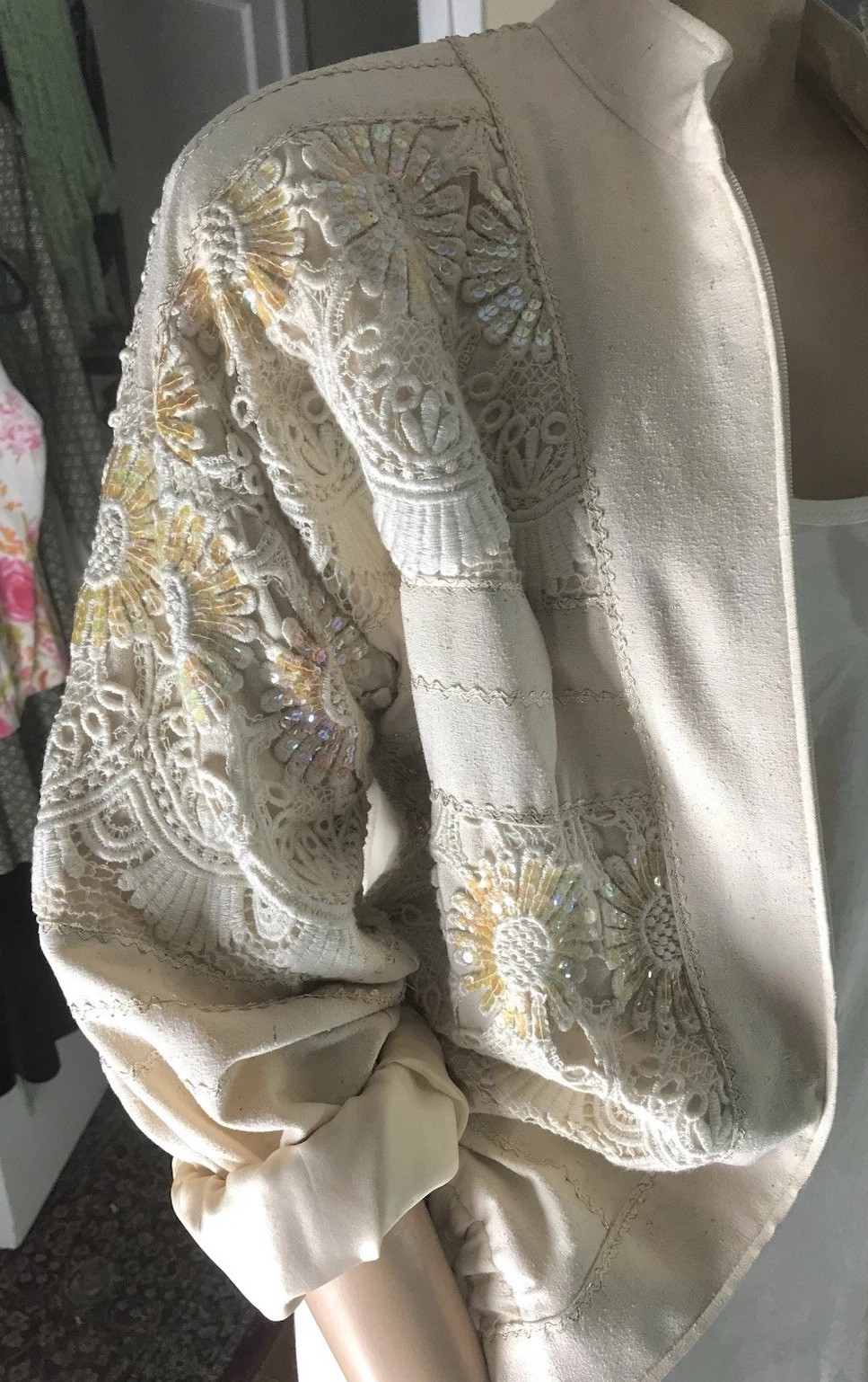 Vintage 80’s Lim’s Zip-Up Sequin & Lace Over 100% Silk Jacket Size Small