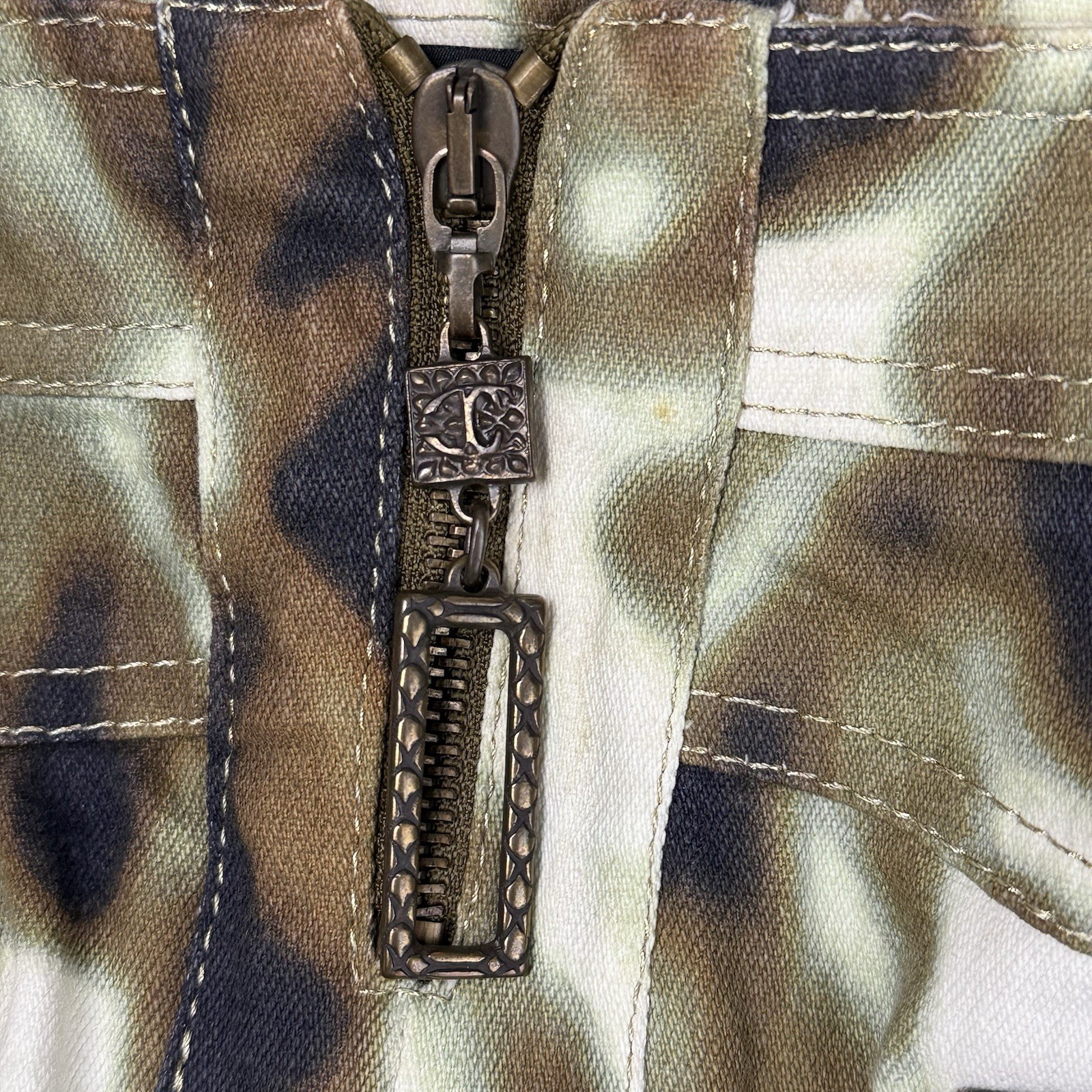 Vtg JUST CAVALLI Denim Camo Signature Pencil Skirt 38 Gold Stitching Zip Italy