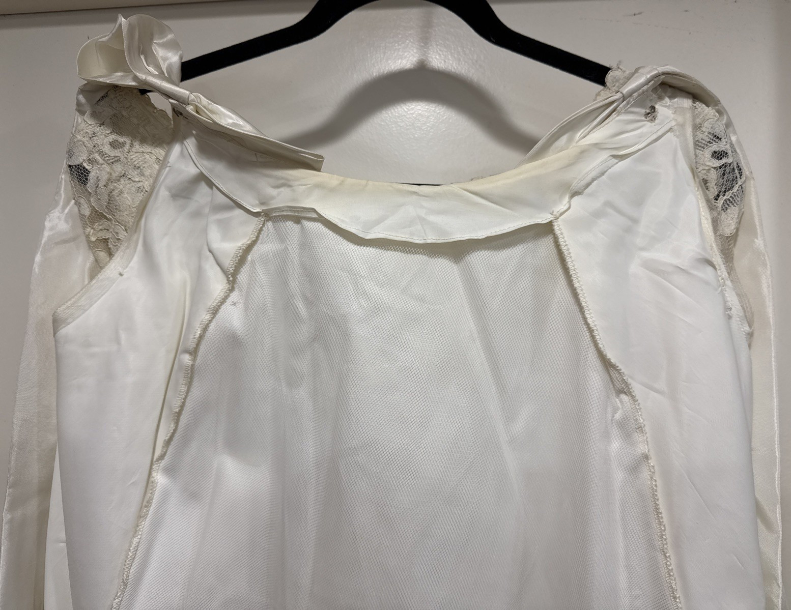 ***ANTIQUE/VINTAGE 1967 Lace Sheath LS Wedding Dress w/Satin Cape Sz 5/6 L@@K***