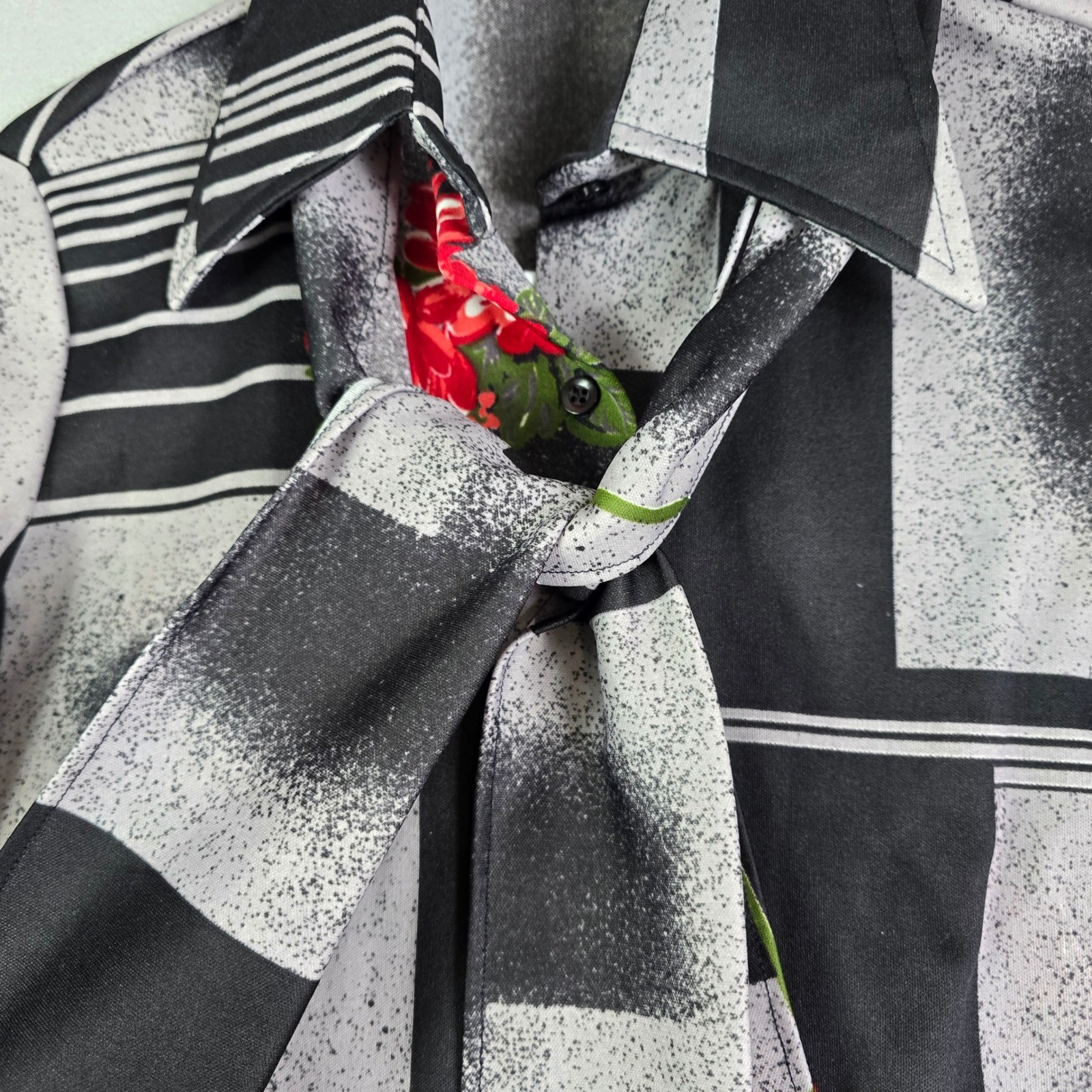 Vintage Trissi Blouse Women S Black Gray Red 70s Geometric Floral Tie Neck Scarf