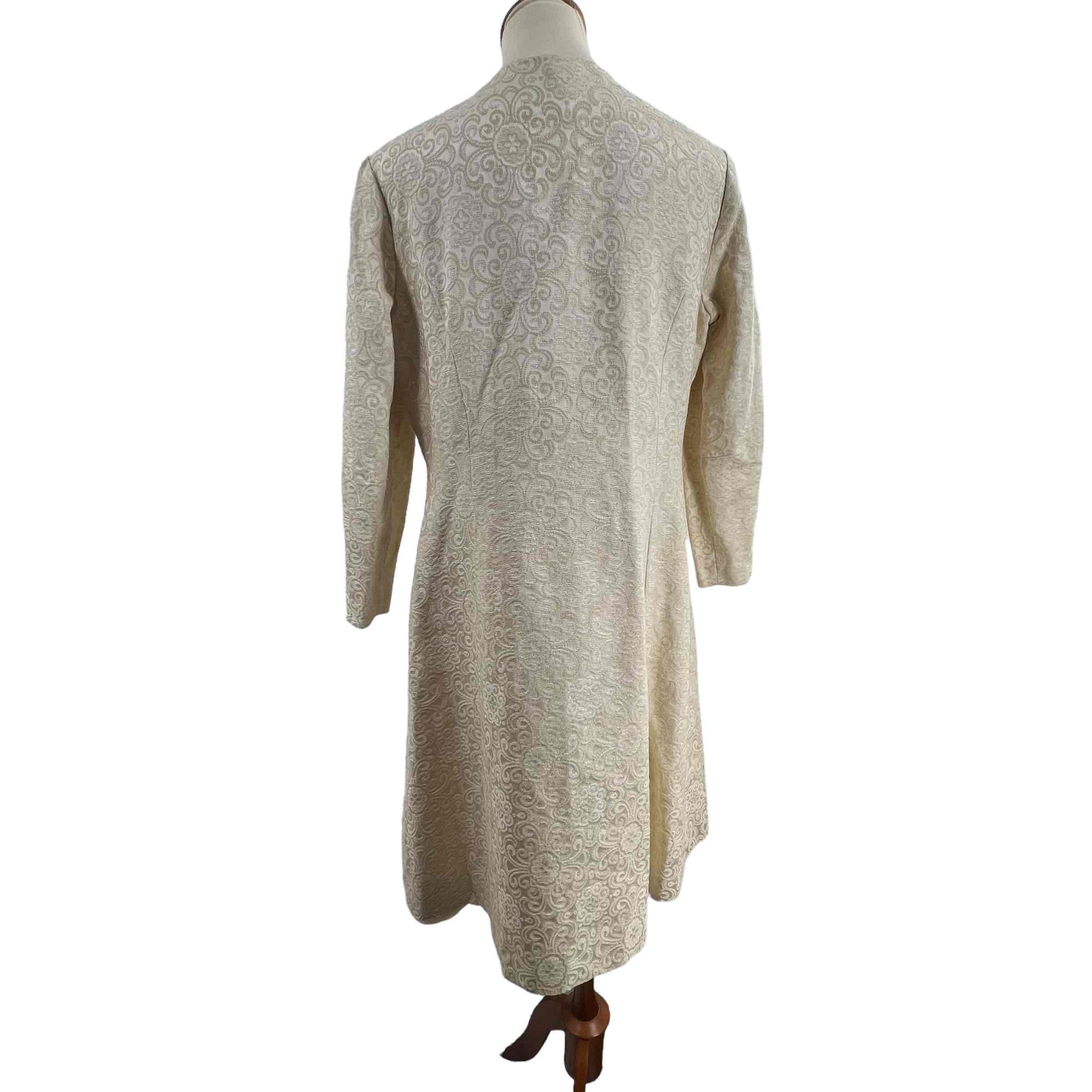 Vintage Cream Brocade Midi Evening Overcoat Womens Med / Large (estimated)