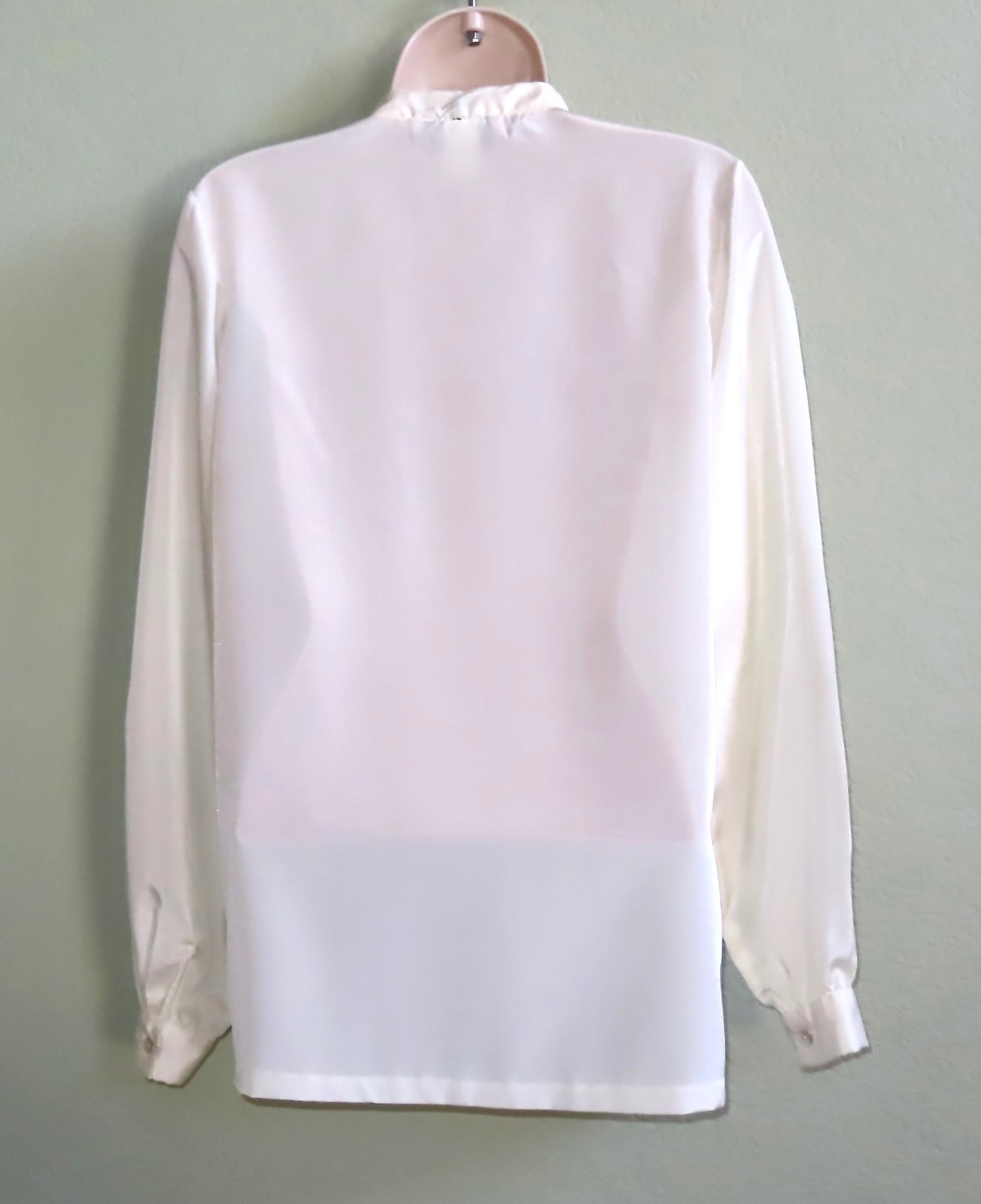 Vtg Women’s Alexandria Polyester Long-Sleeve Pleat-Front Tuxedo Shirt, Cream, 10