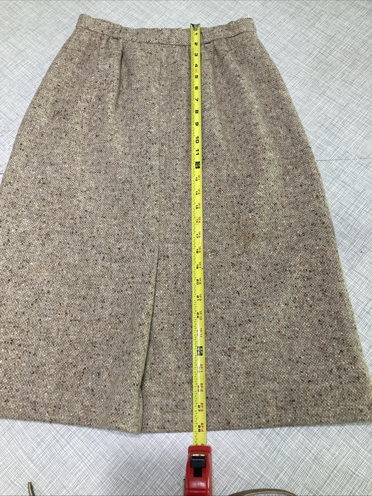 Vintage 70s John Meyer Tweed Midi Skirt Ribbon Hem Beige Wool Blend Size 12