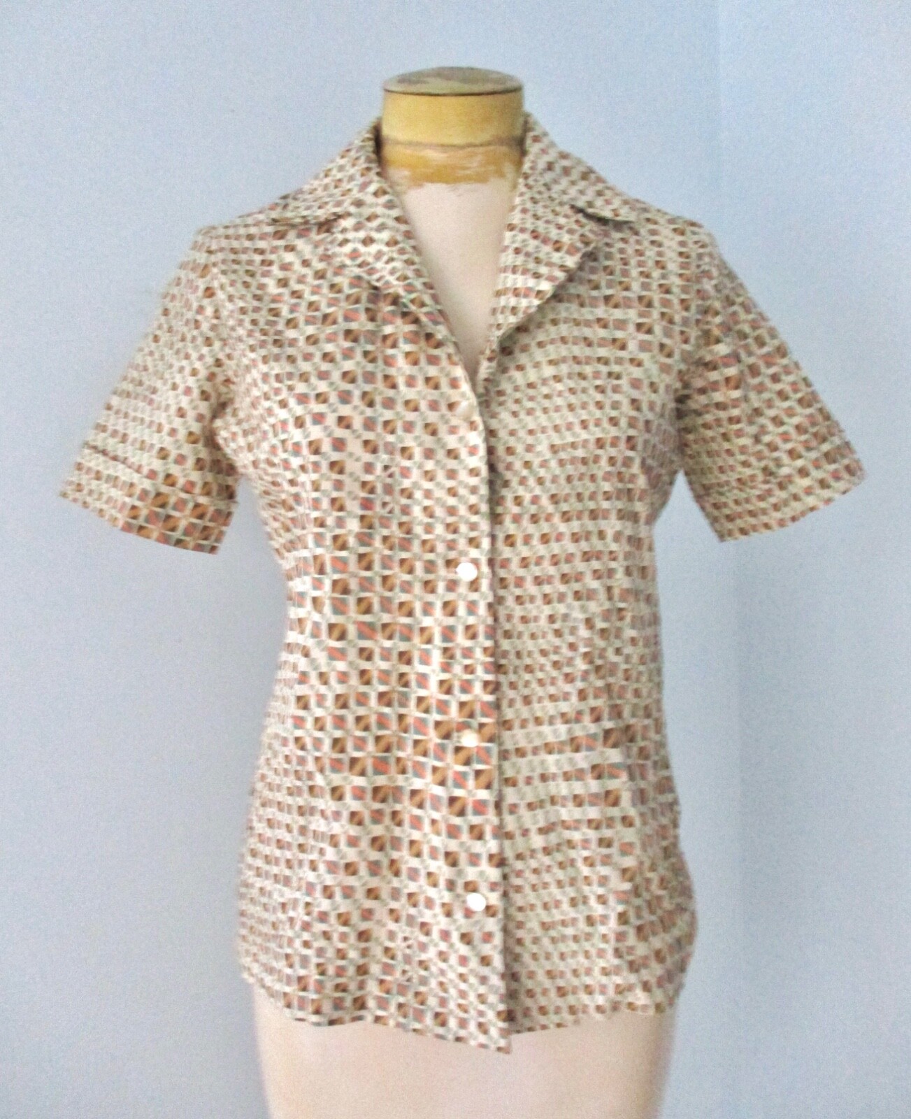 Vtg 60s Mr Beau beige coral geometric silky boxy button secretary blouse top M