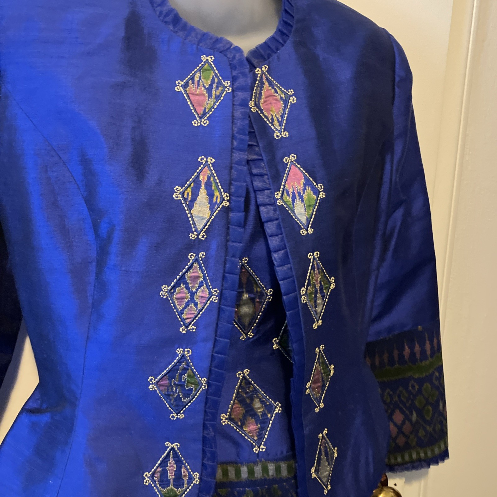 SAPPHIRE/ GOLD Traditional Evening Custom Silk Thai Formal Dress Jacket Suit 2P