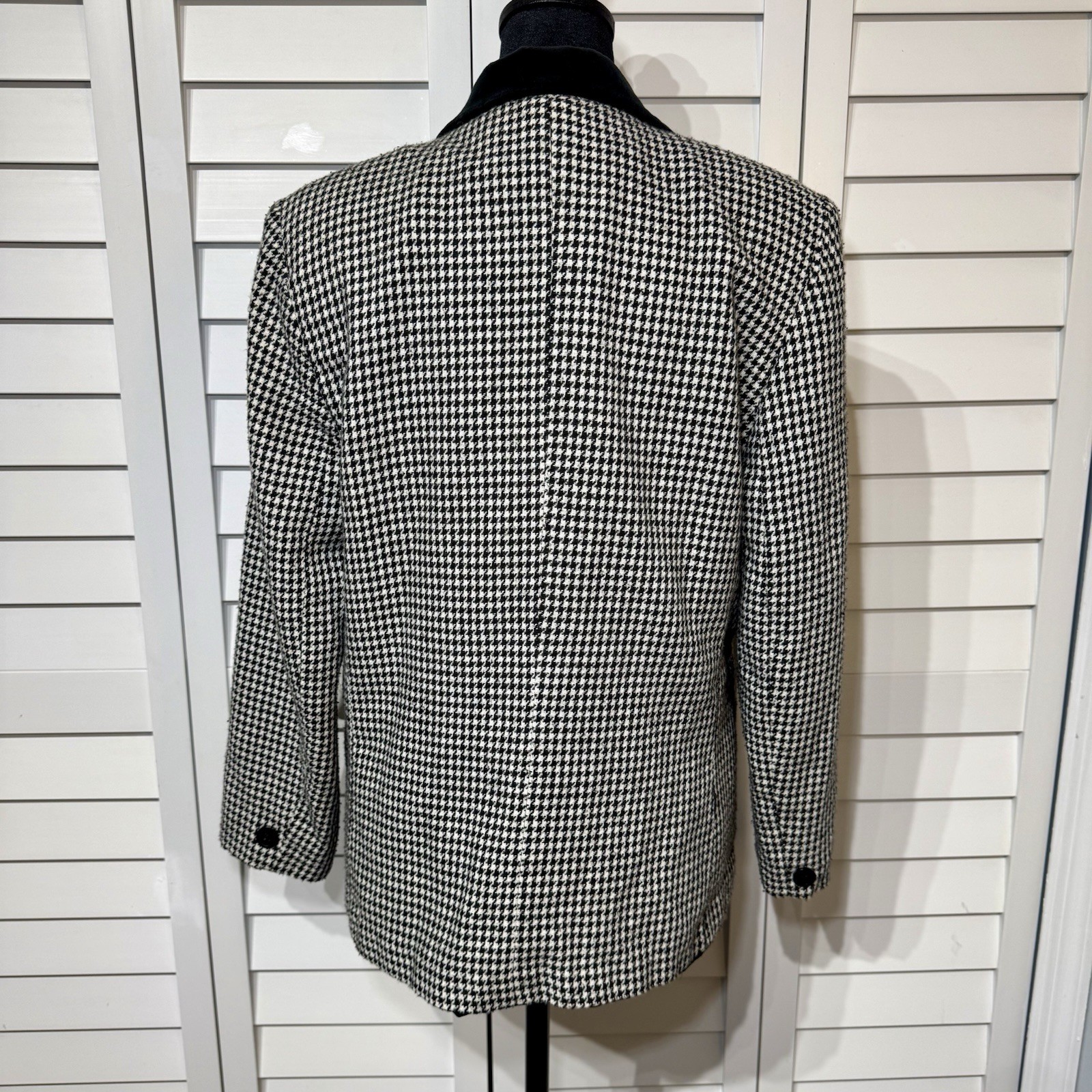 Vintage DUMAS Houndstooth Blazer Velvet Collar Made in USA Tailored