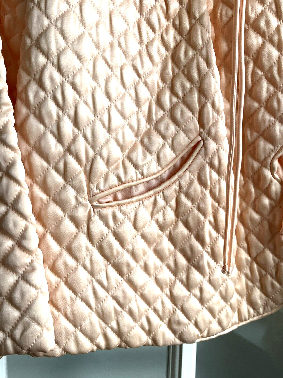 VTG 50s 60s Barbizon PEACH WOMENS Quilted Rayon Bed Jacket SZ 12 3/4 Sleeve