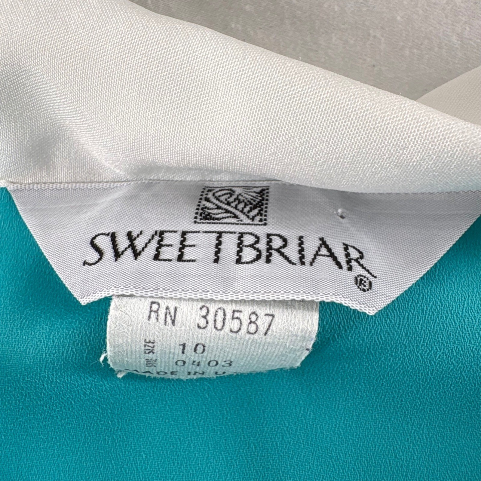 Vintage Sweetbriar Teal Tuxedo Pleated Blouse Pearl Button Contrast Cuff Size 10