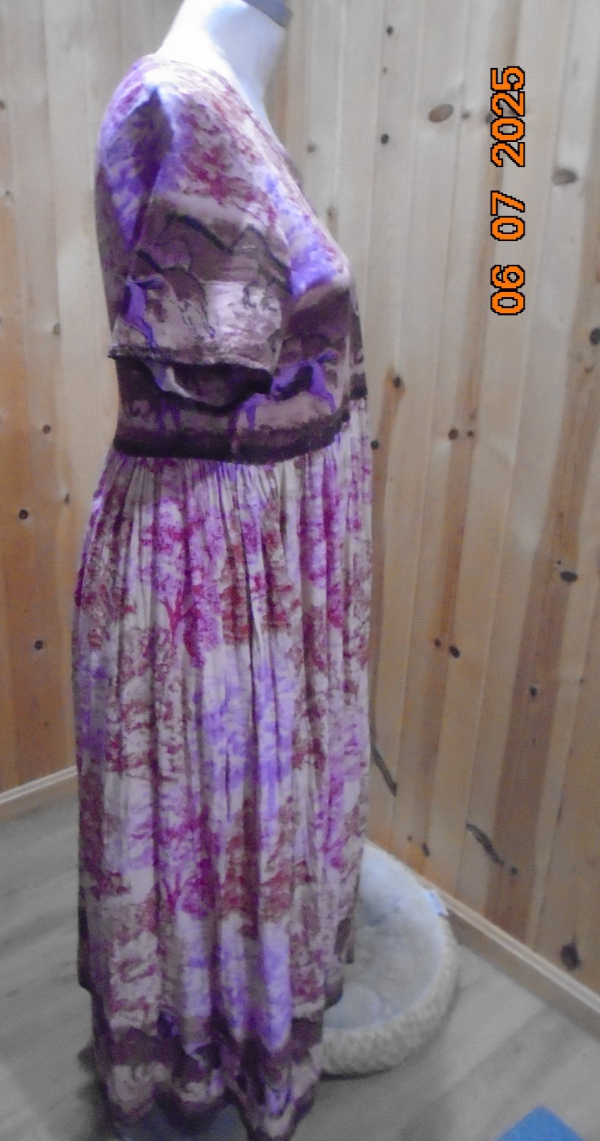 ONLY NECESSITES vintage dress with RUNNING HORSE detail 100% cotton size L LK NU