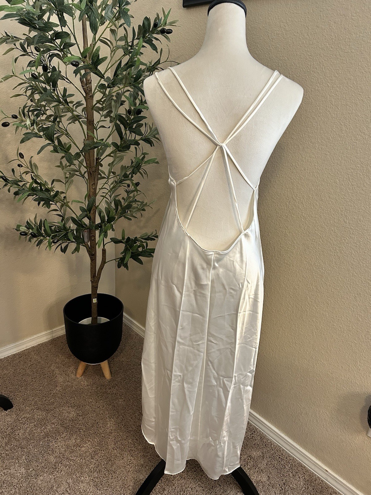 Expressions California Dynasty Ivory Satin Night Gown Lingerie Coquette Wedding