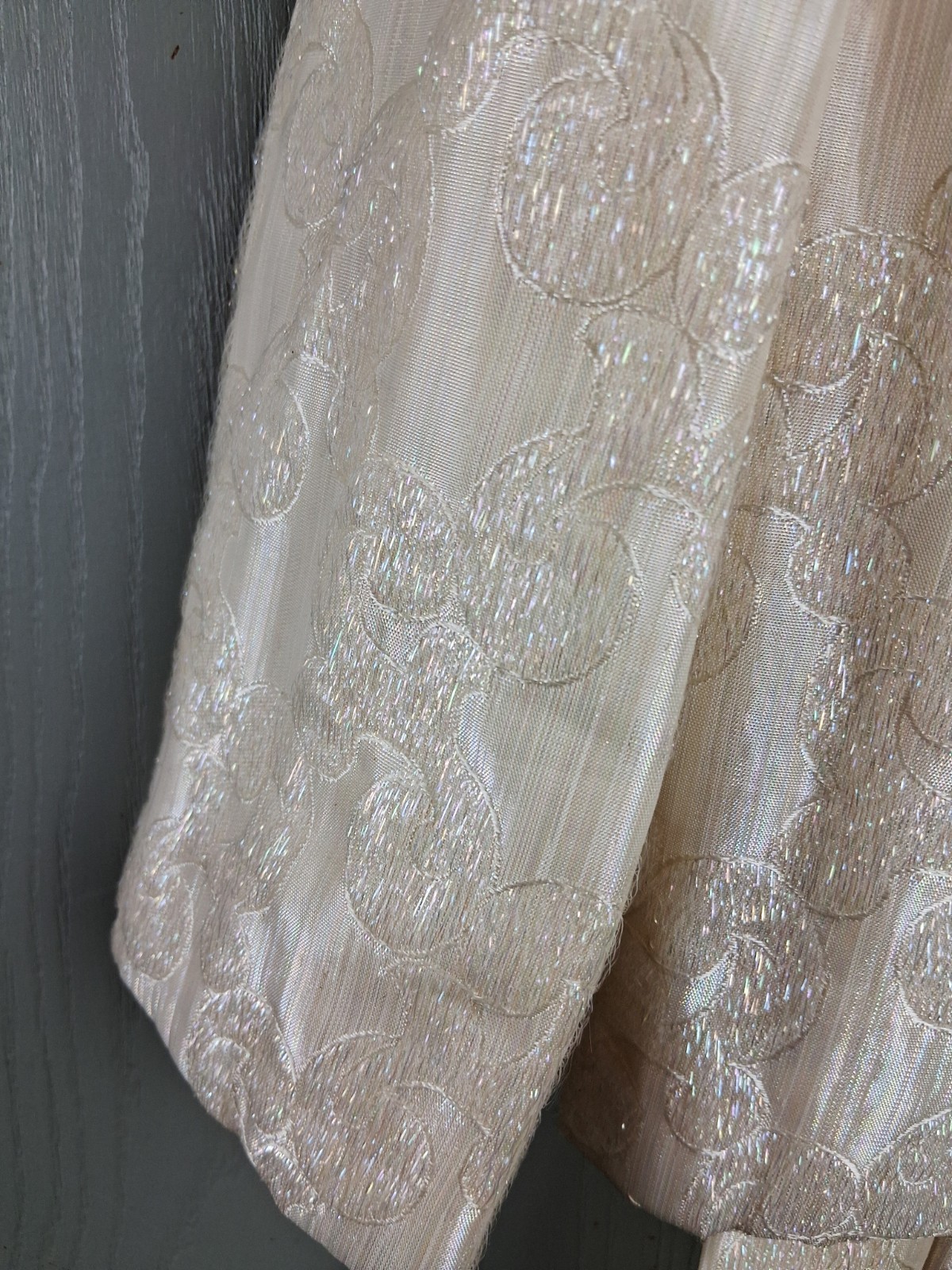 Vintage Mid Century Jaquard Skirt Jacket Set SMALL Iridescent Cream 3pc Flawed
