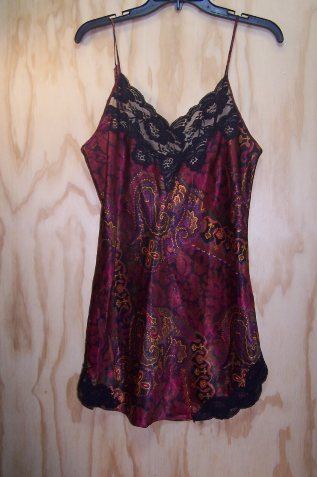 Vintage Gold Label Victoria’s Secret Lingerie Nightgown RN# 70091 SZ MED