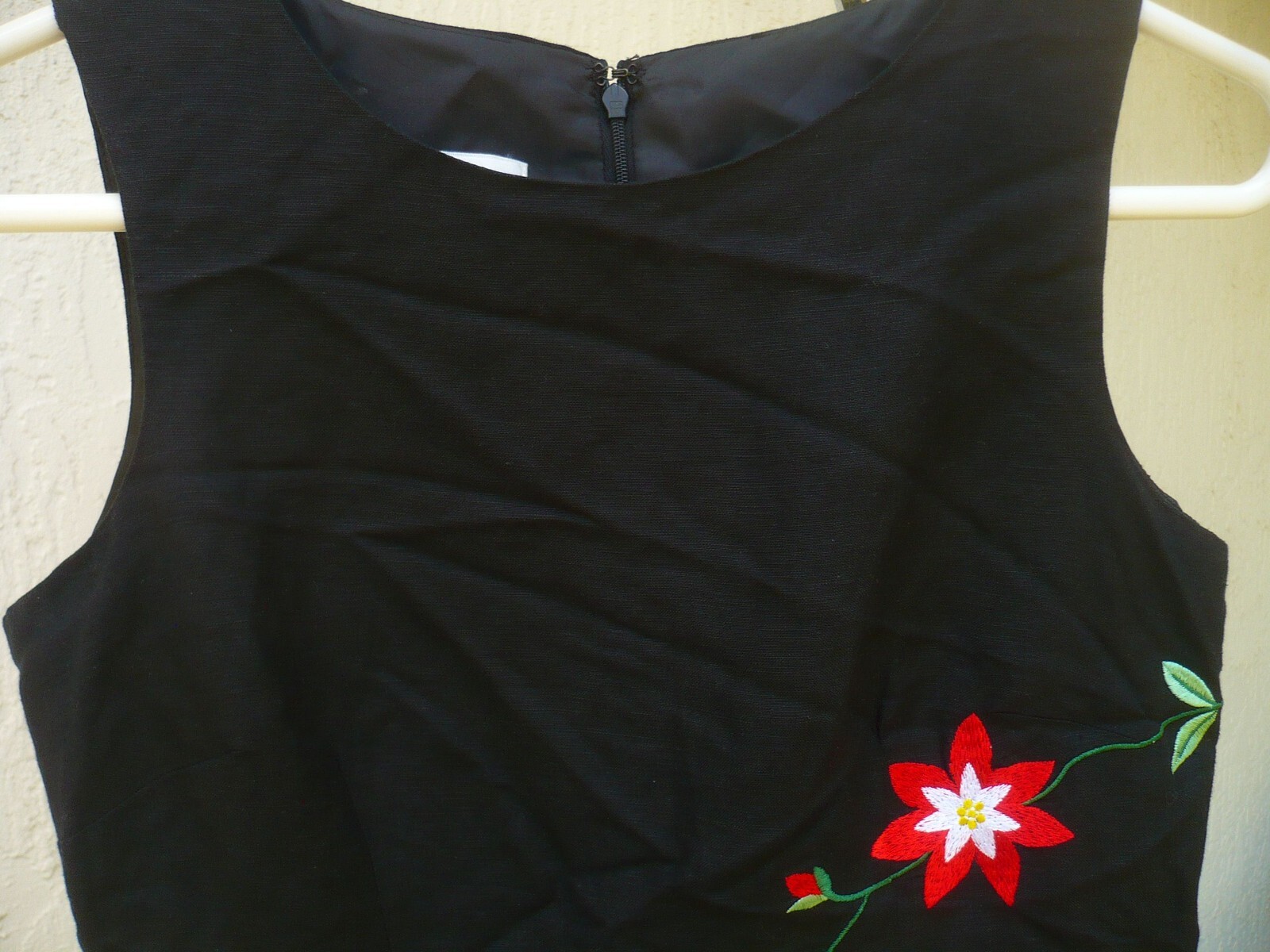 VTG AGB HONG KONG LINEN BLN HOURGLASS SHEATH EMBROIDERED RED FLOWER S 4 P DRESS