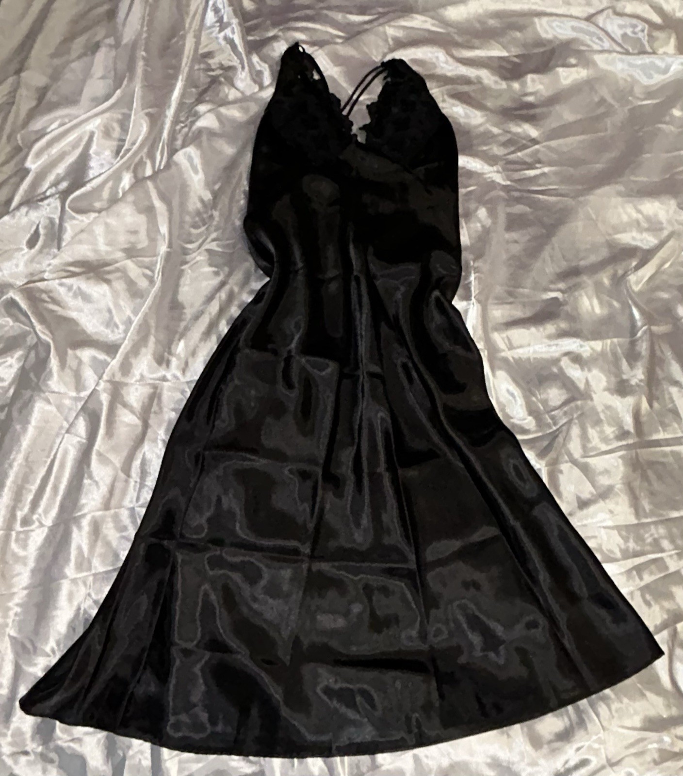 SEARS INTIMO AMORE Black Shiny Satin Sheer Embroidery Lace Long Nightgown M NWOT