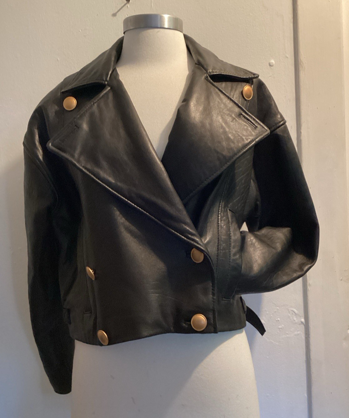 vintage 80’s Express Ave De L’Opera cropped biker leather jacket sz XS