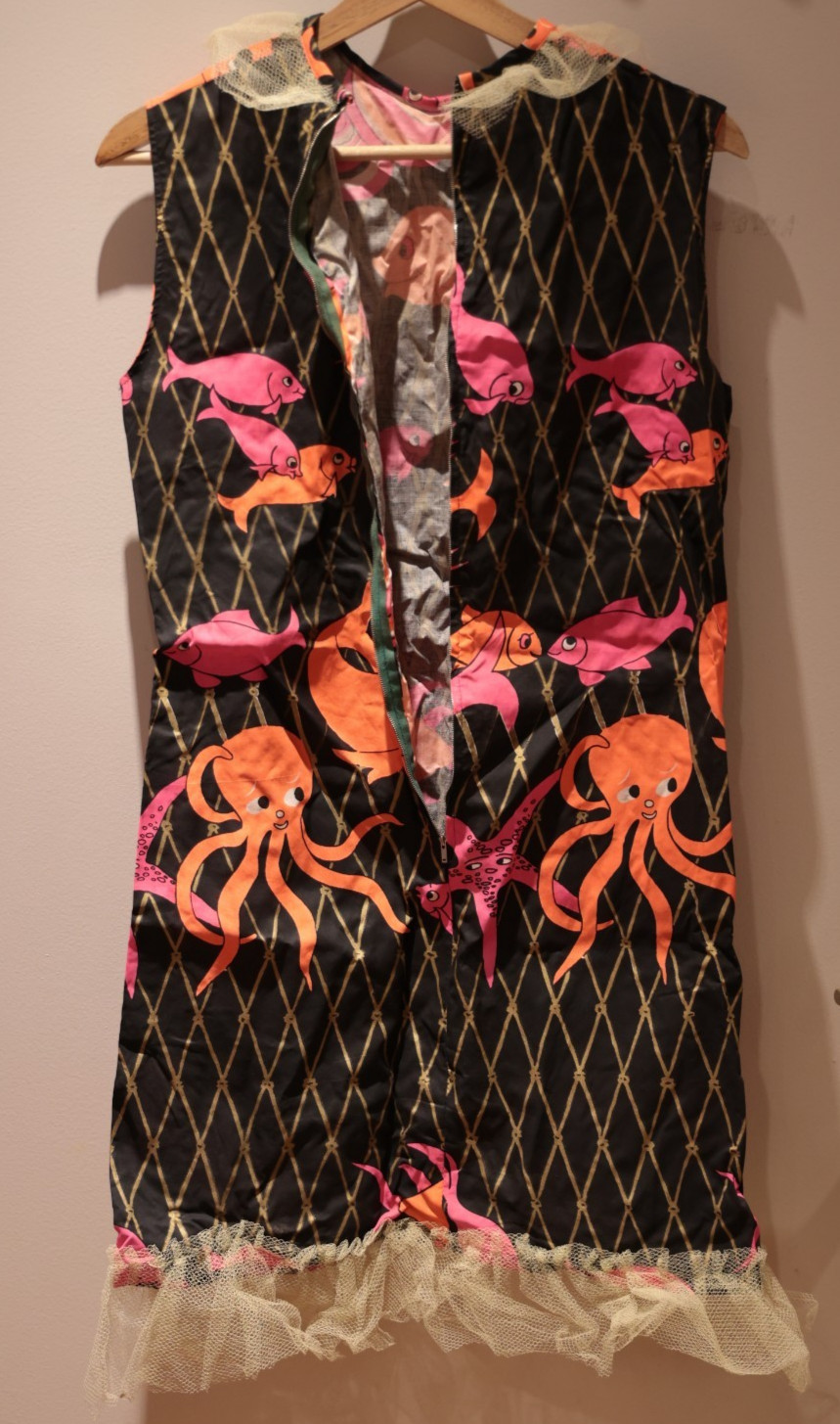 Vintage Sleeveless Dress Fish Octopus Sea Black Gold Pink Orange S/M *** RARE