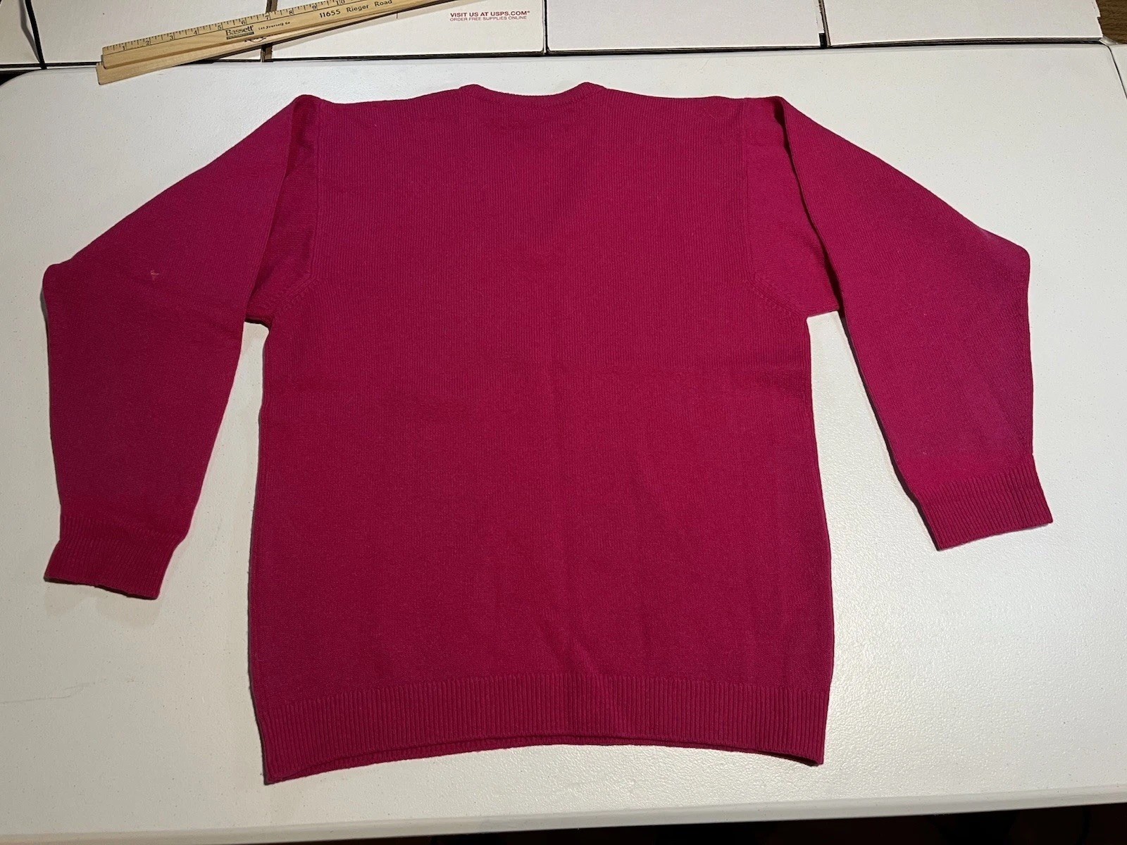 vtg Pringle 100% Wool Sweater Scotland Made Pink Purple V-Neck Knit Women Medium