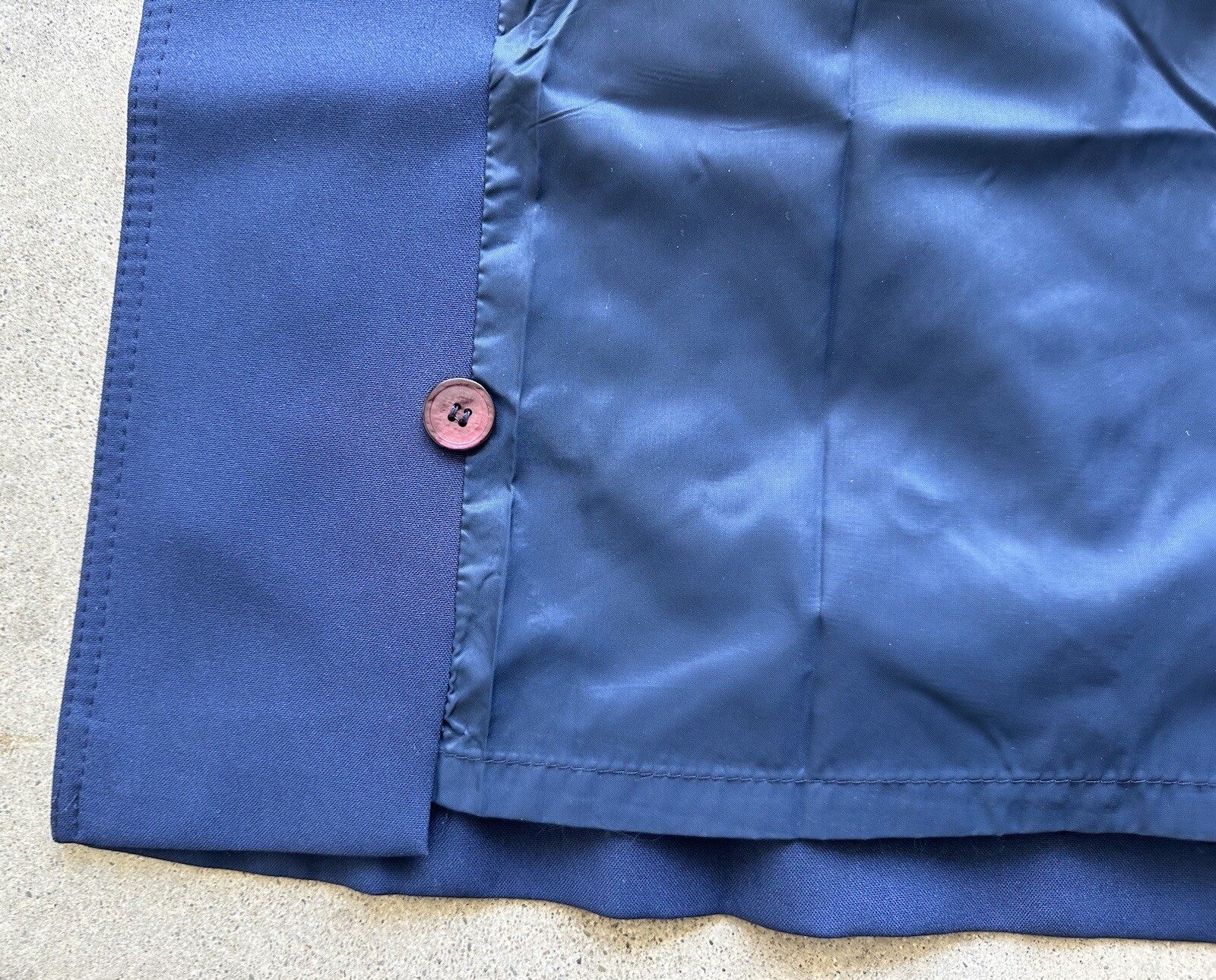 Vintage Jerold Navy Blue 2-Pocket Button-Up Collared Overcoat Trench Coat w Belt