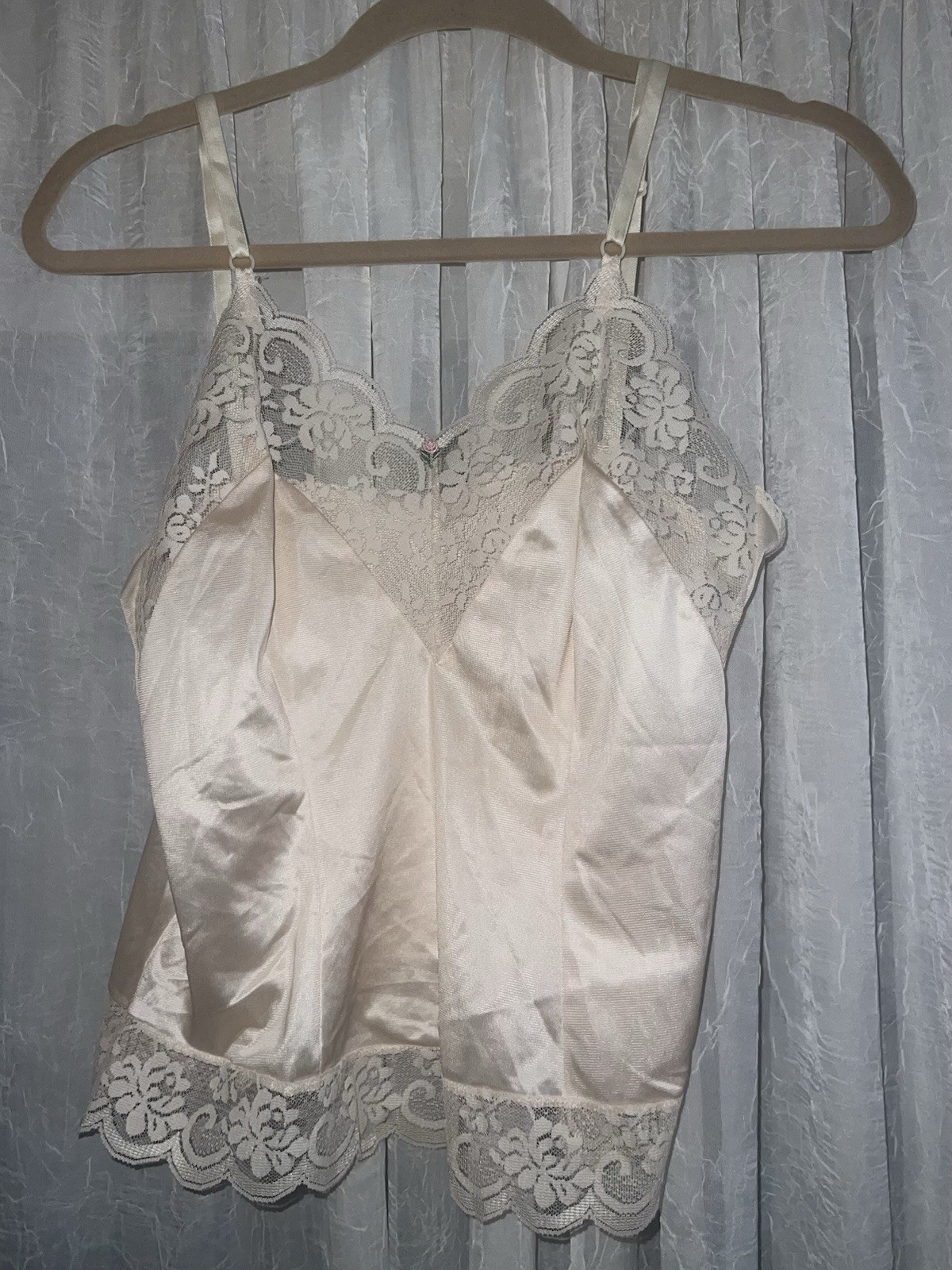 Vintage MAIDENFORM CHANTILLY Size 34 Nylon Lace Cami Top Union Label