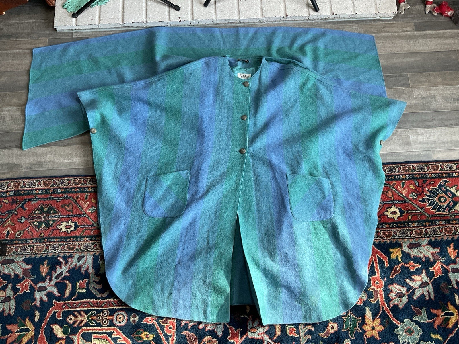 Vintage AVOCA Ireland Blue And Green Tweed Wool Cape 70’s Size 1 Donegal