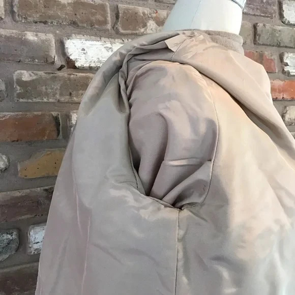 VINTAGE Women’s 50’s 60’s Textured Beige Tan Collarless Minimalist Design Coat