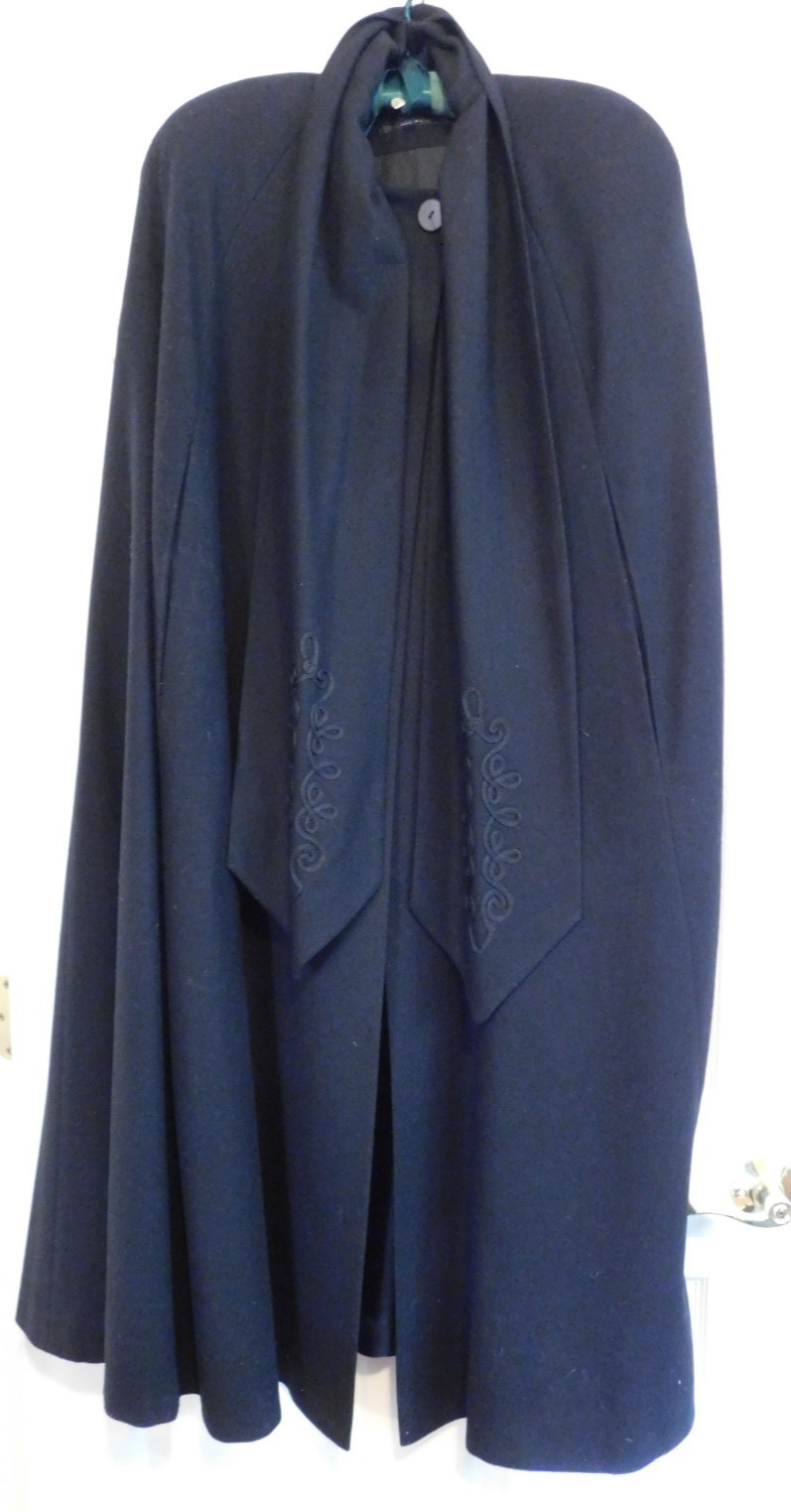 Vintage Alorna Cape Coat, Embroidered, 100% Wool, Black, One Size