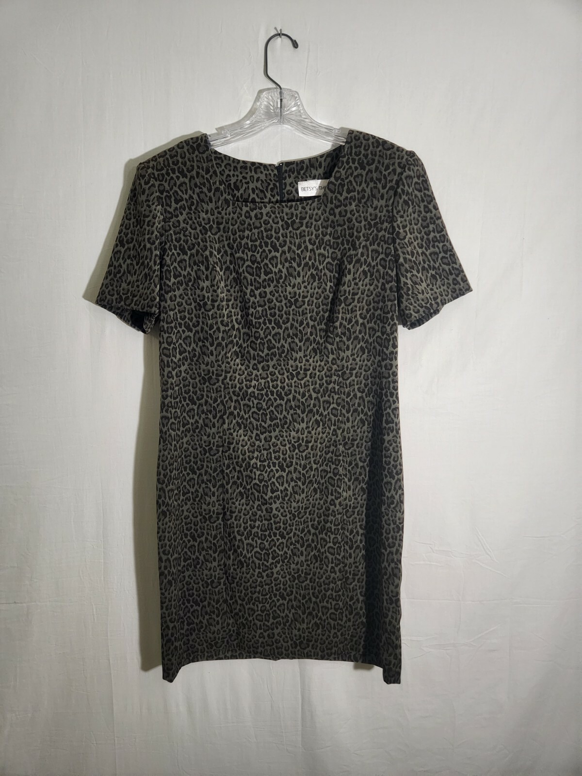 Vintage Betsy’s Things Dress Size 12 Midi Leapard Cheetah Olive Green Pencil