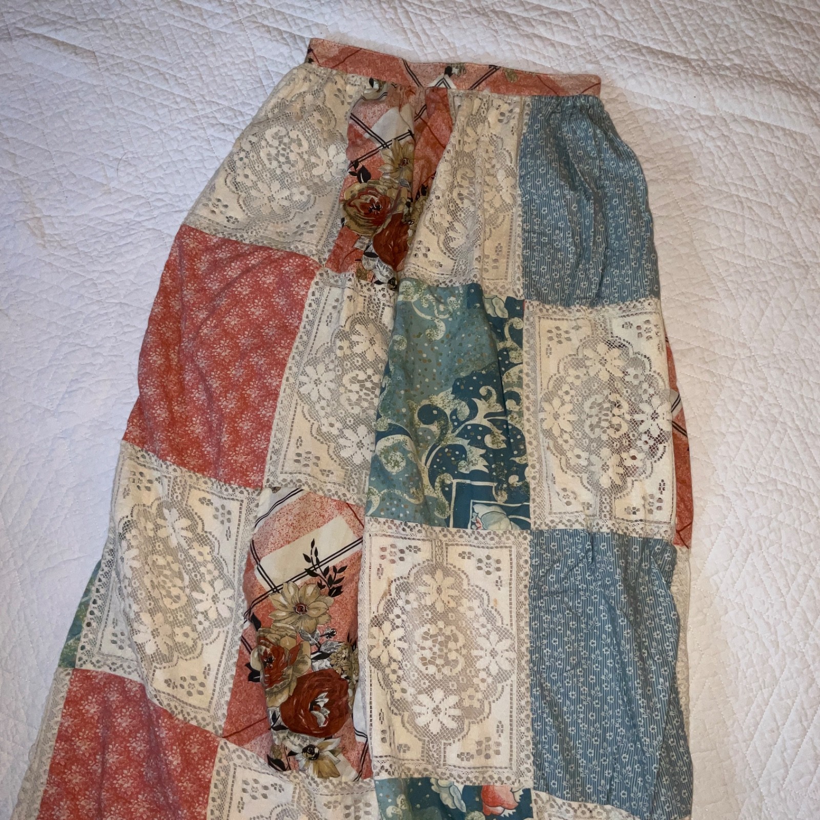 Vintage Womens Skirt size S 6 ? vintage 70s cotton patchwork long peach blue