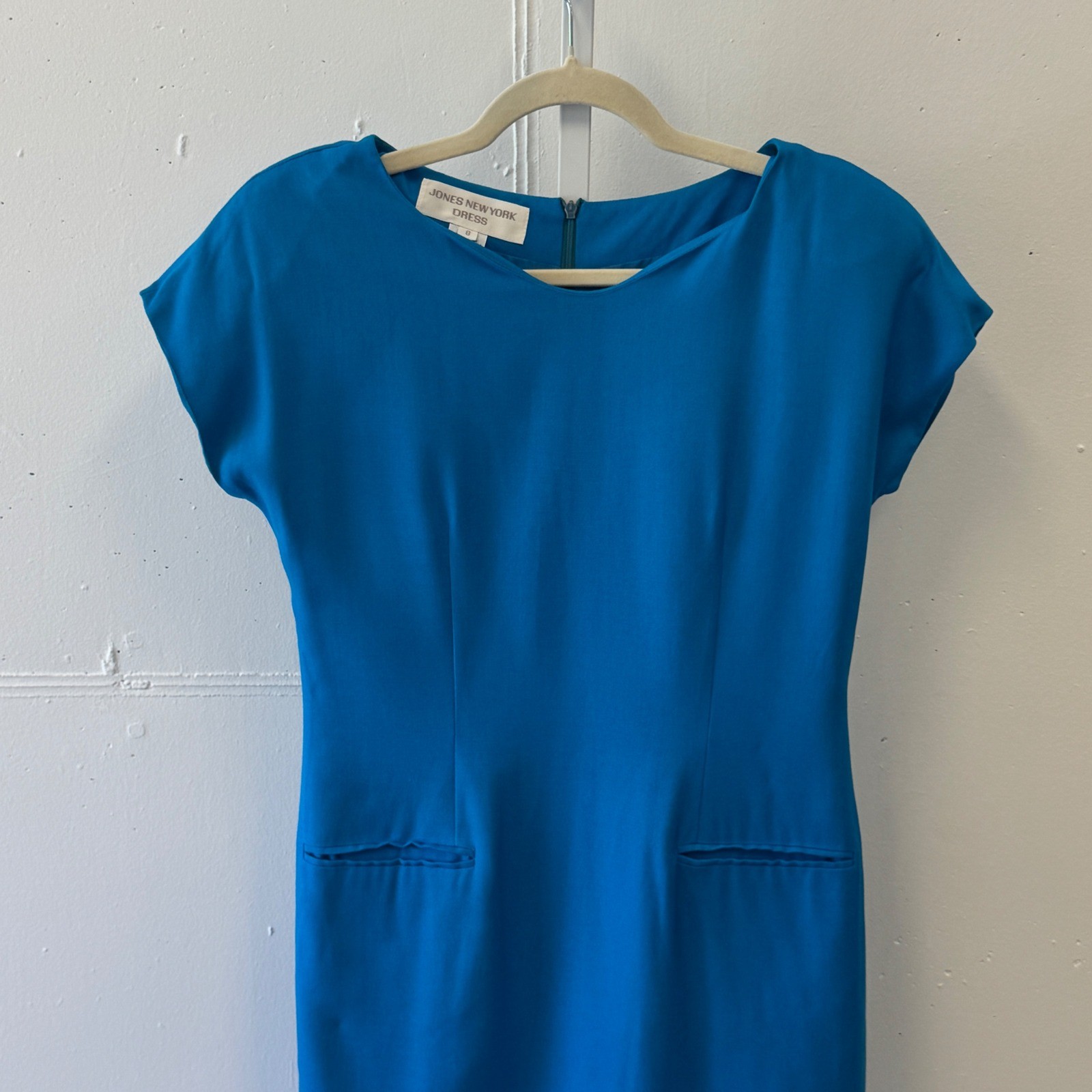 Vintage Jones New York Knee Length Dress Blue Cap Sleeve Sheath Career Size 8
