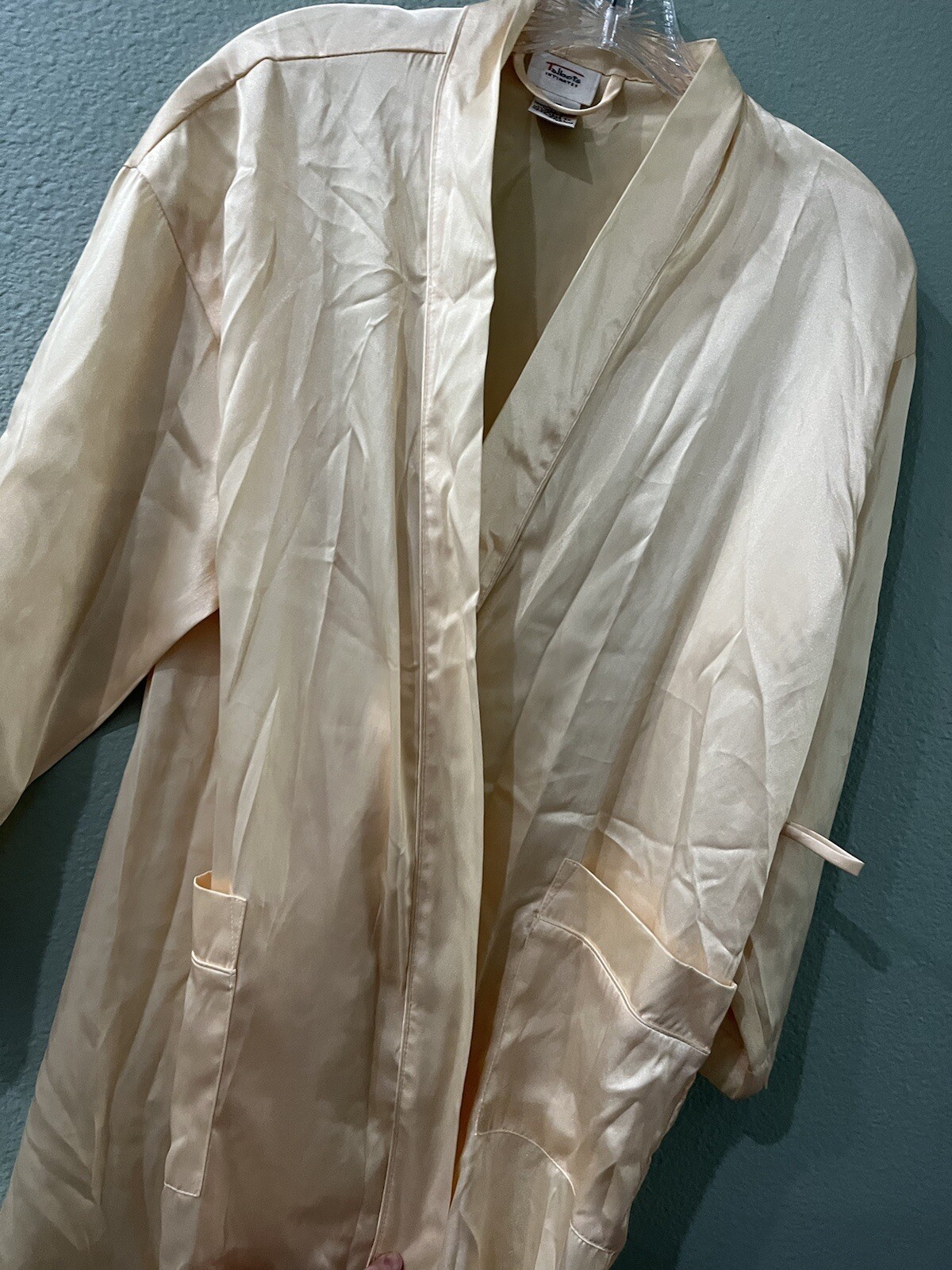 TALBOTS BEAUTIFUL IVORY SATIN/SILKY WRAP KIMONO SUMMER LOUNGE COMFY ROBE COAT