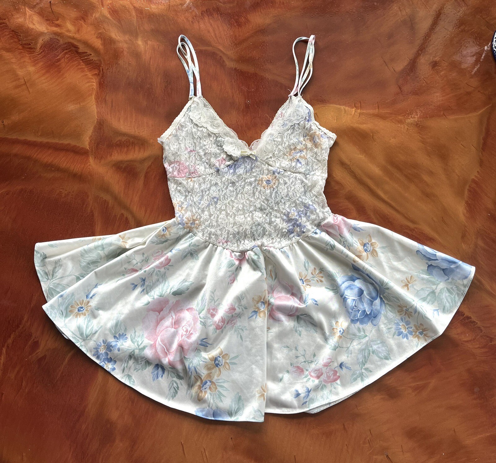 VINTAGE Made In USA Lingerie Floral Chemise Lace Nylon Sz Medium Gorgeous