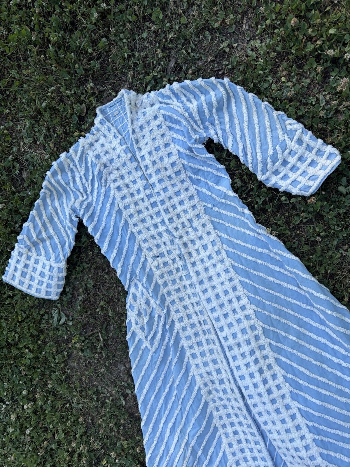 Vintage 1940s Chenille Baby Blue Robe