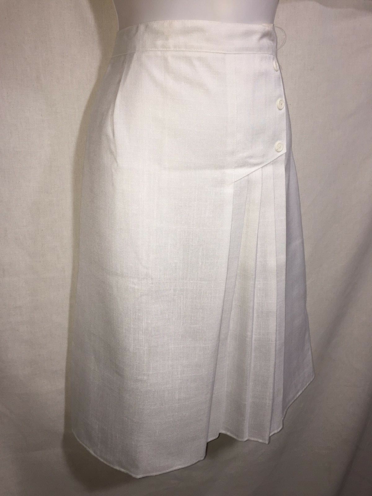 Vintage White Skirt Size 12 Classic JR Bentley Shapely Pleated Midi Asymmetrical