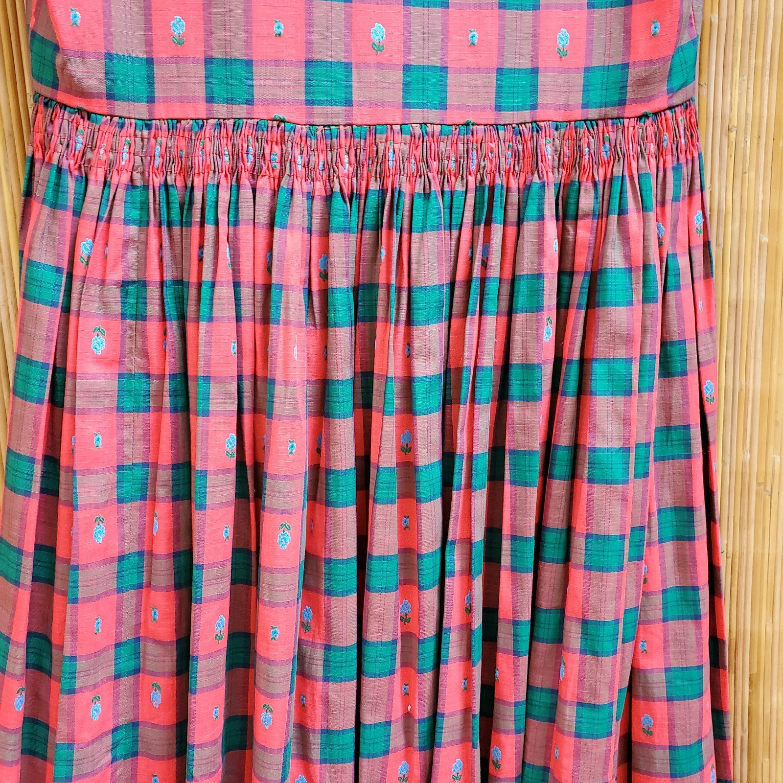 Vintage Salzburger Trachten Traditional dirndl dress red cotton floral