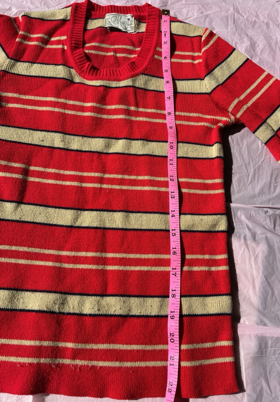 Macy’s Vintage Women’s Striped Knit Top Sweater Long Sleeve Red Beige Retro Sz M