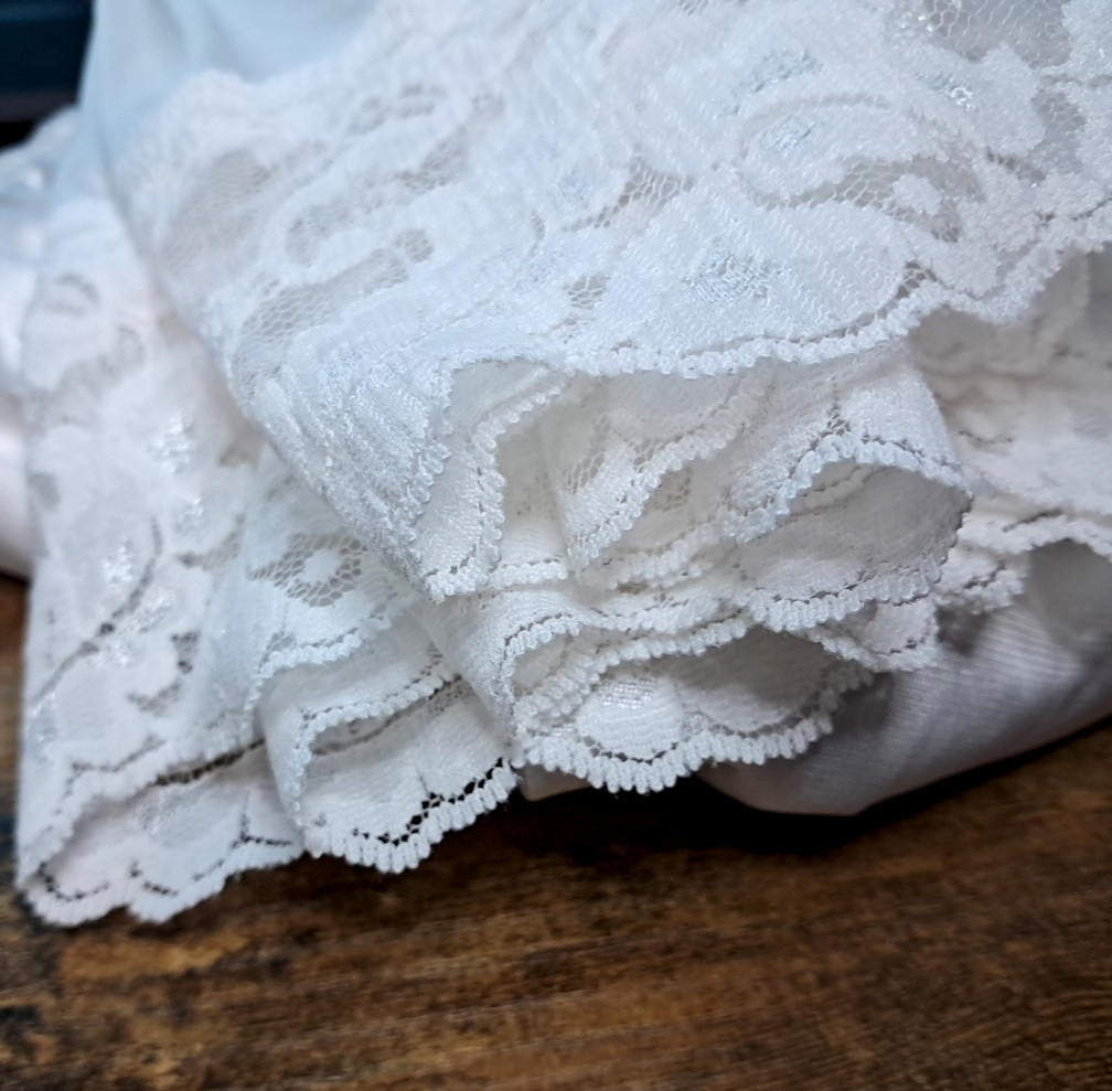 Vtg Vassarette Satin Lace Trim Half Slip Skirt White Womens 2XL Style# 11-805