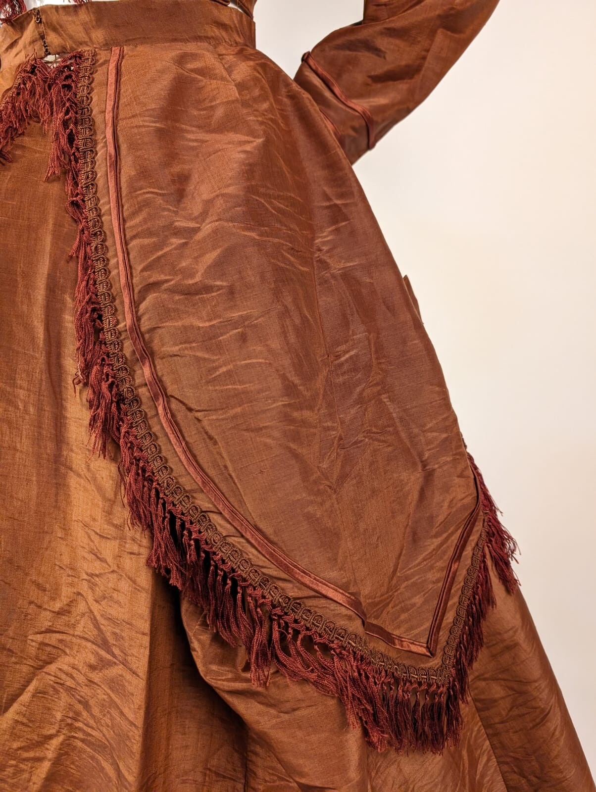 POST CIVIL WAR LATE 1860’S 3 PC BROWN SHINING SILK DRESS W FRINGE
