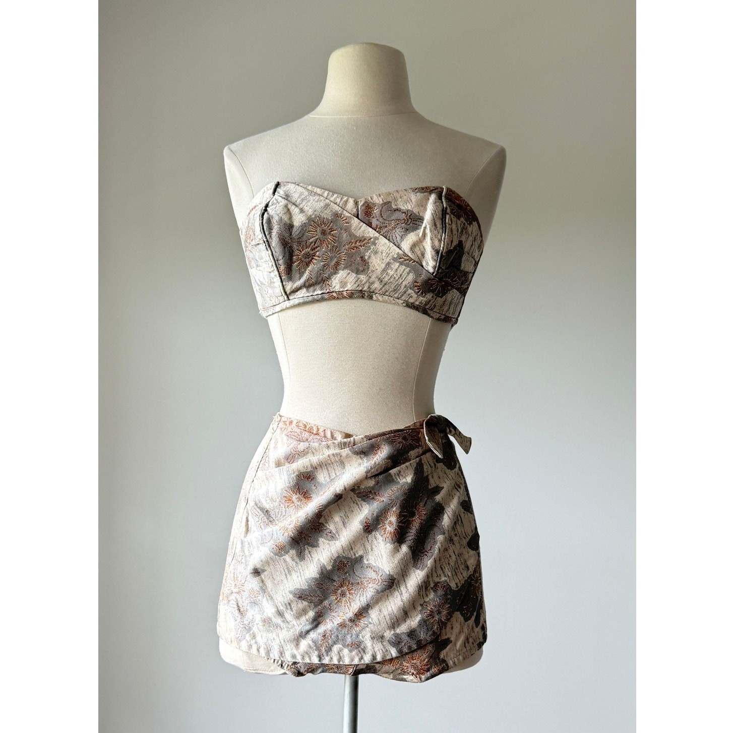 Vintage 1950s Roxanne Bombshell Bikini Swimsuit Gray XS/S