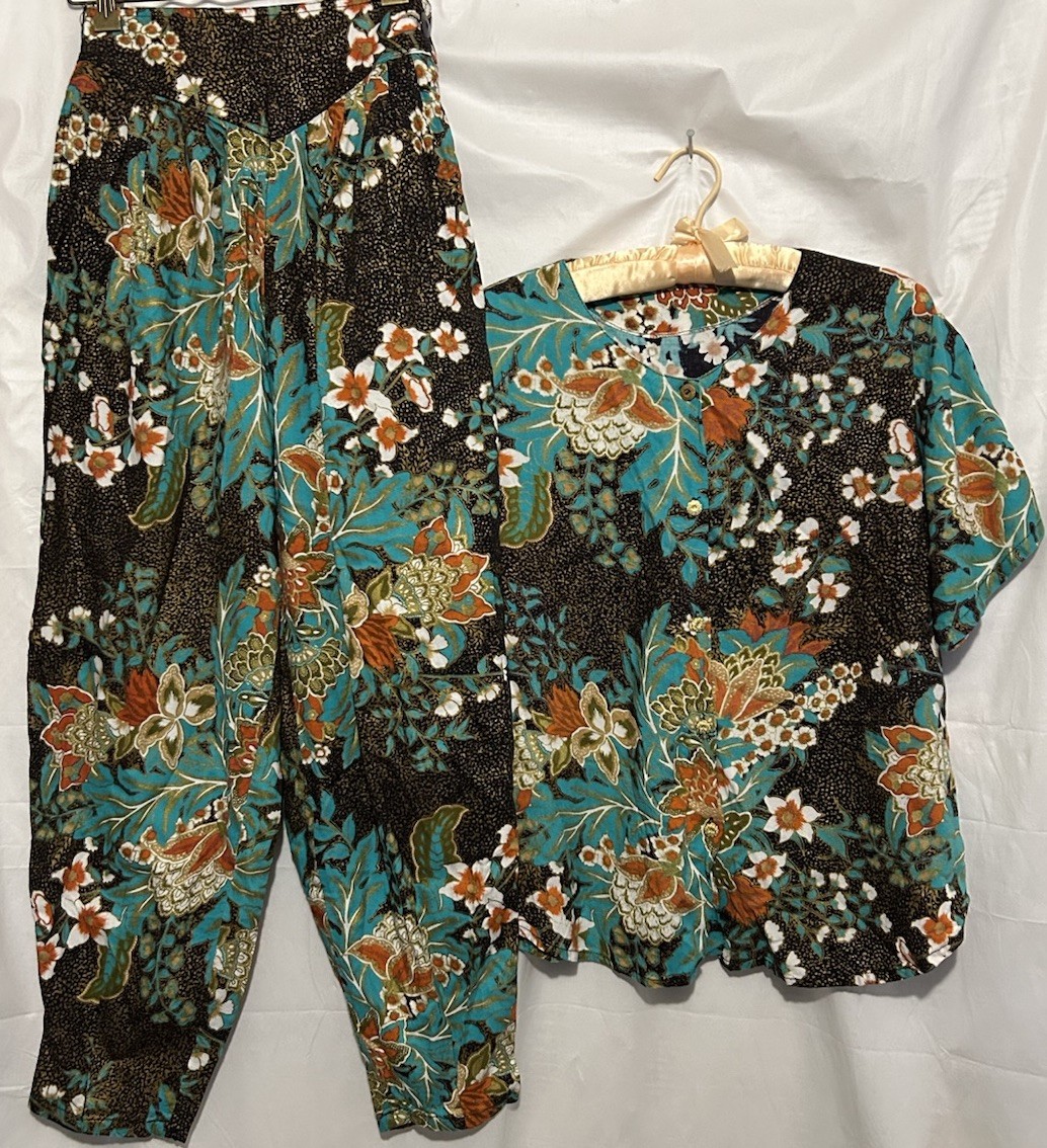 Vintage Harem Pants and Top XS Floral Print High Waist Yoke Pockets + Camp Shirt