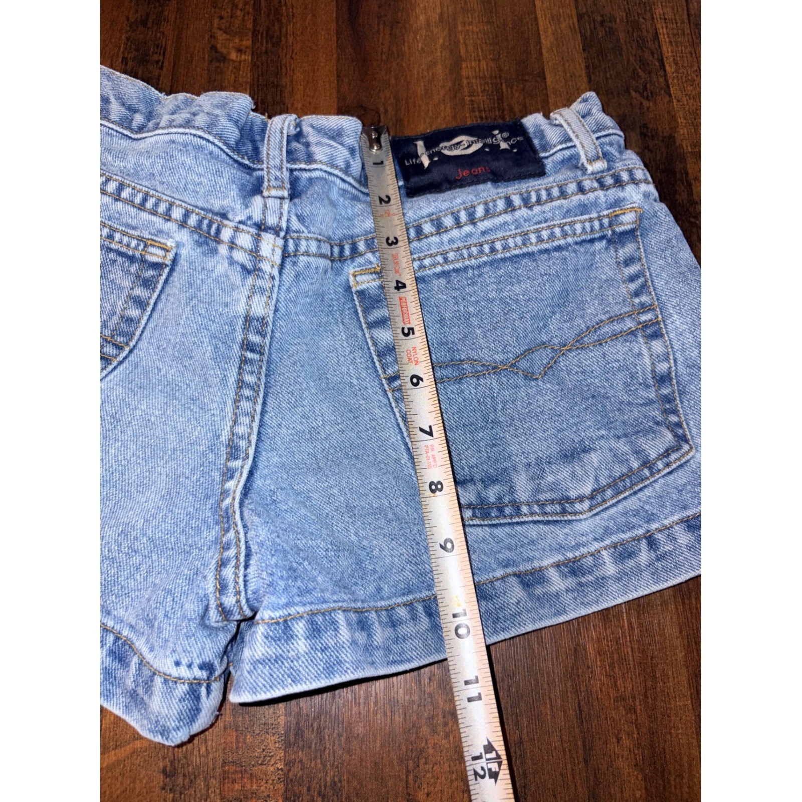 Vintage LEI Life Energy Intelligence Denim Shorts Light Wash Button Fly Size 7