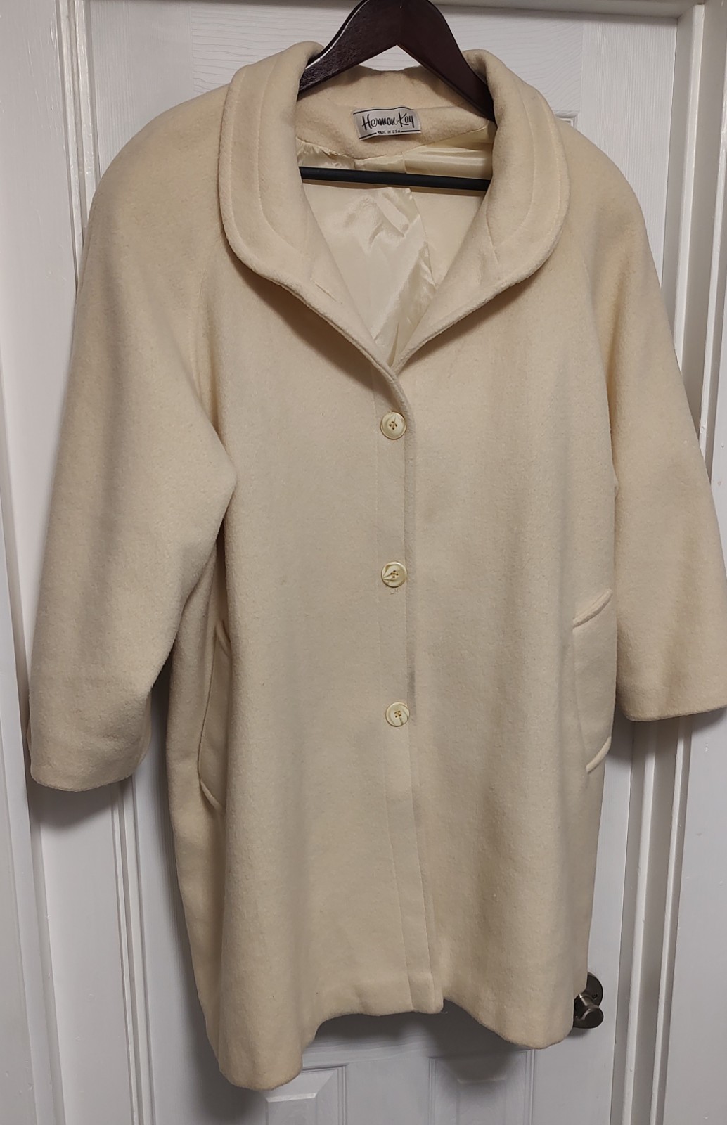 Vintage Herman Kay USA Cream Roll Collared Women’s X-large Coat