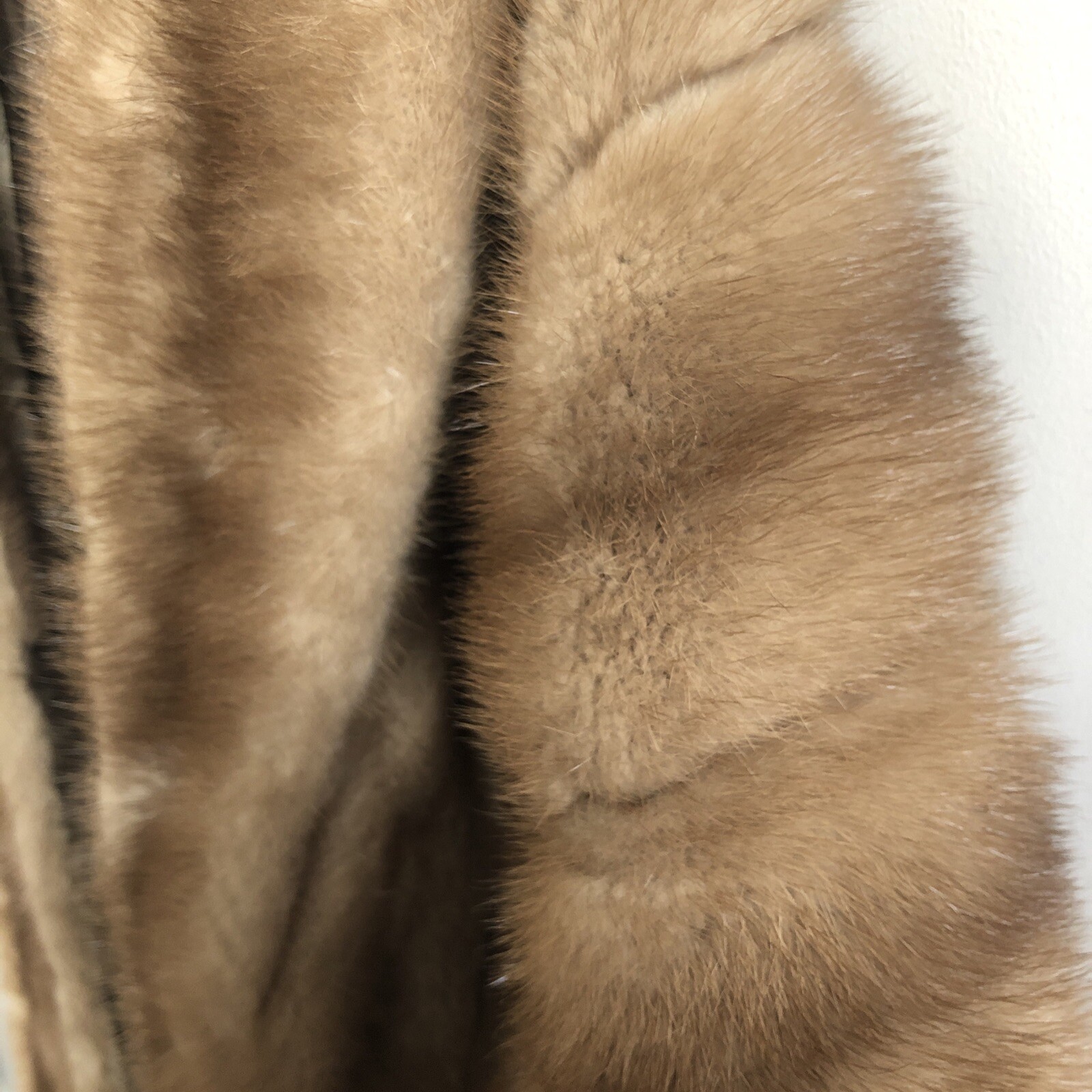 Vintage Autumn Haze Emba Natural Brown Mutation Mink Arm Slits Fully Lined Mint
