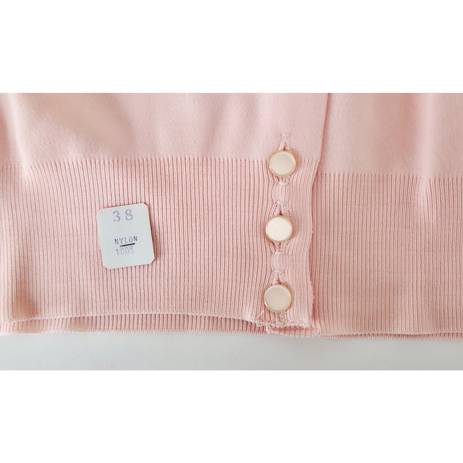 VINTAGE *NEW* 1960’s Women’s Light Pink Sweater w/Collar 100% Nylon Size M (38)